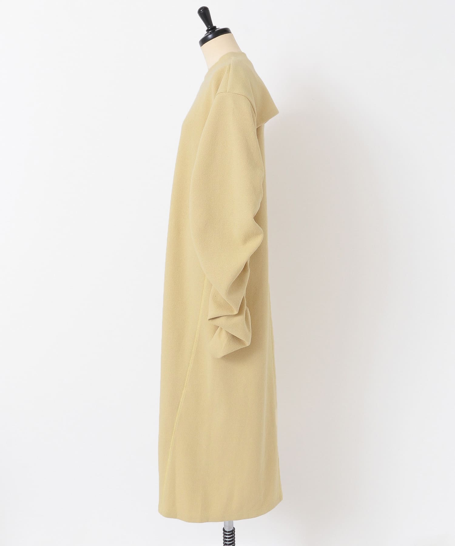 Lirica　shirring cut sew one-piece YELLOW FREE