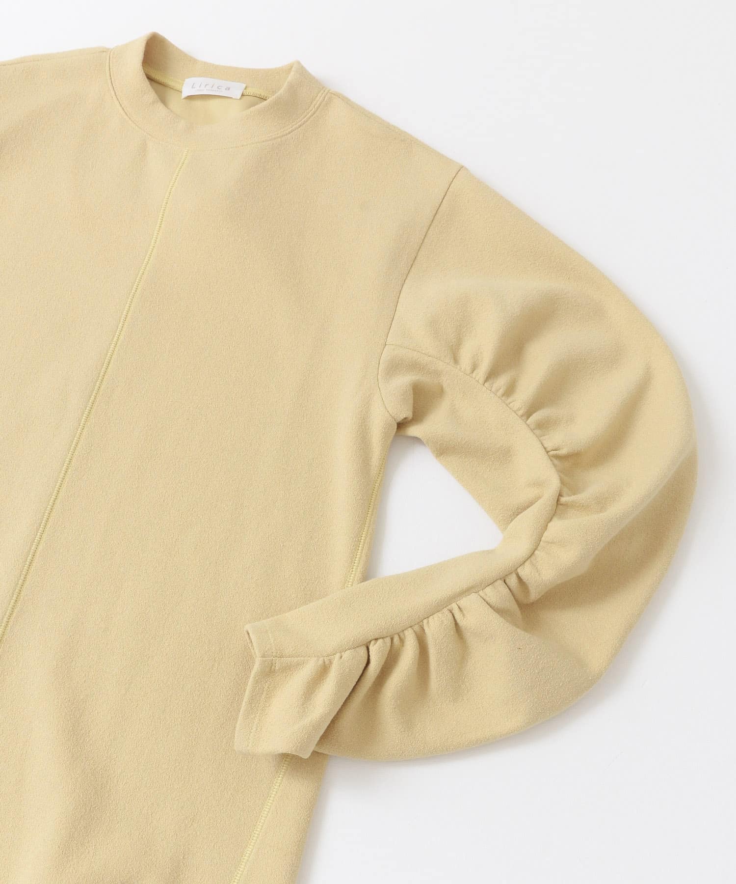 Lirica　shirring cut sew one-piece YELLOW FREE