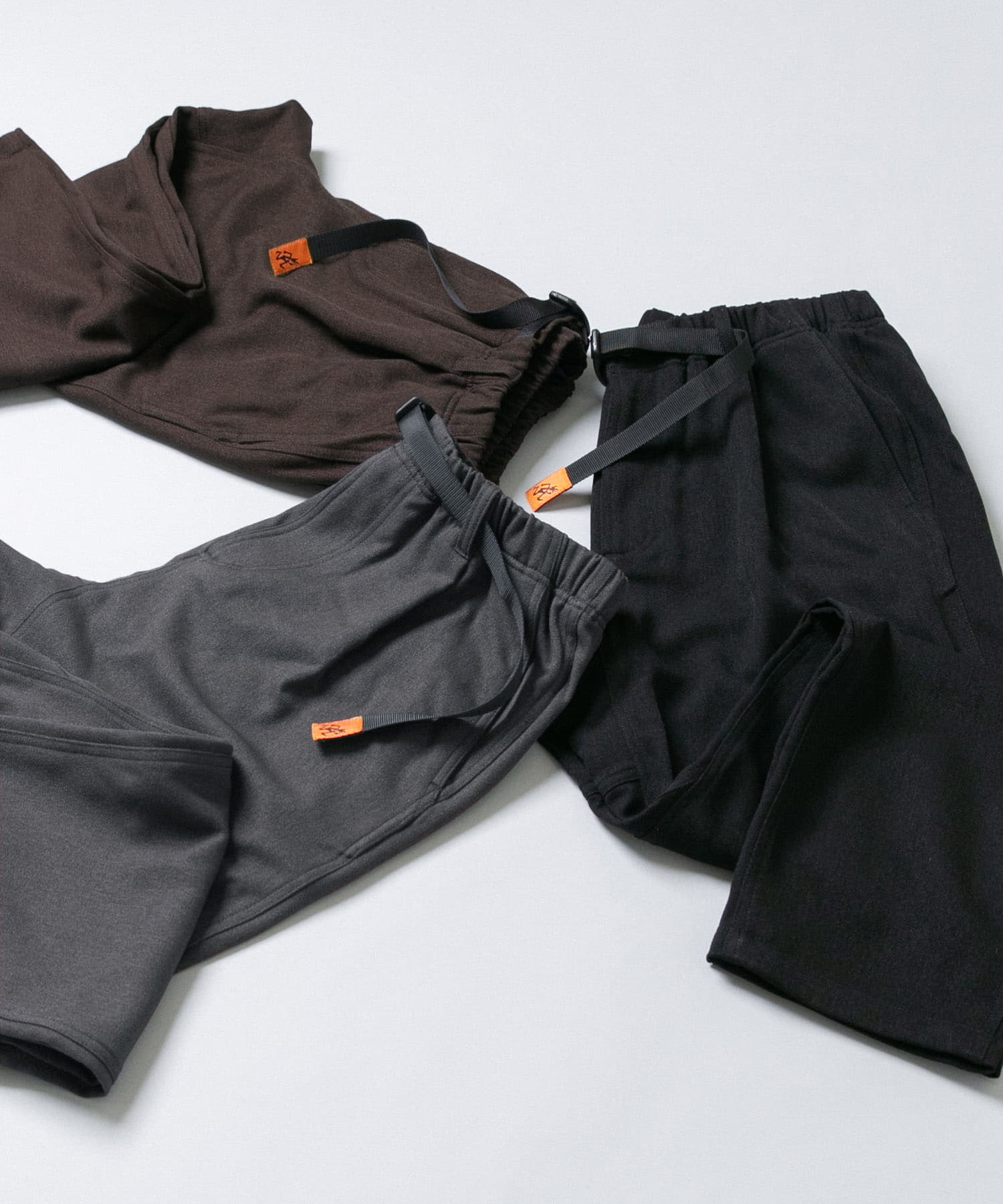 『別注』Gramicci　ウォッシャブルウォームワンタックパンツ CHARCOAL L