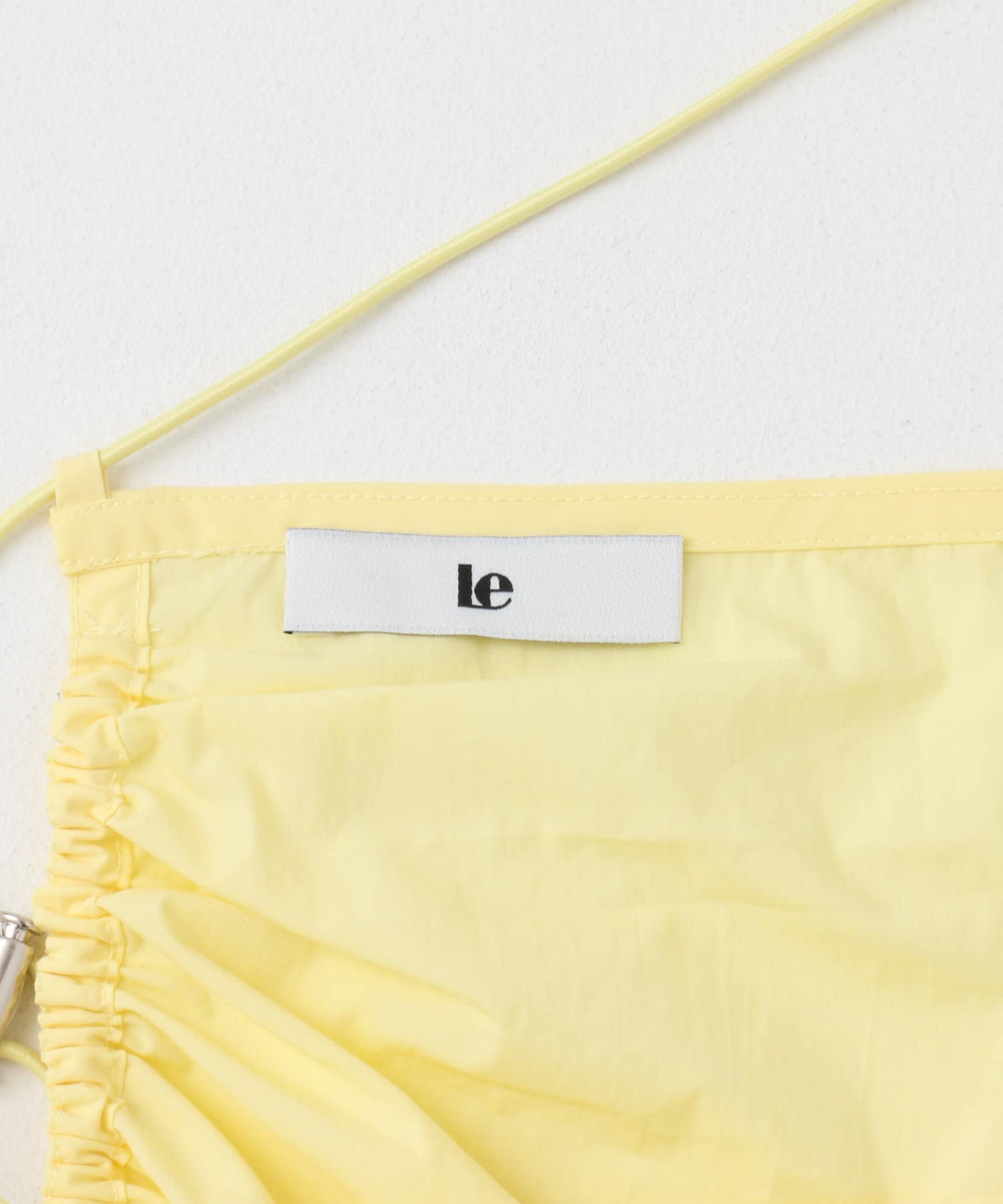 le　HALTER-NECK DRAWSTRING ONE-PIECE LEMON FREE