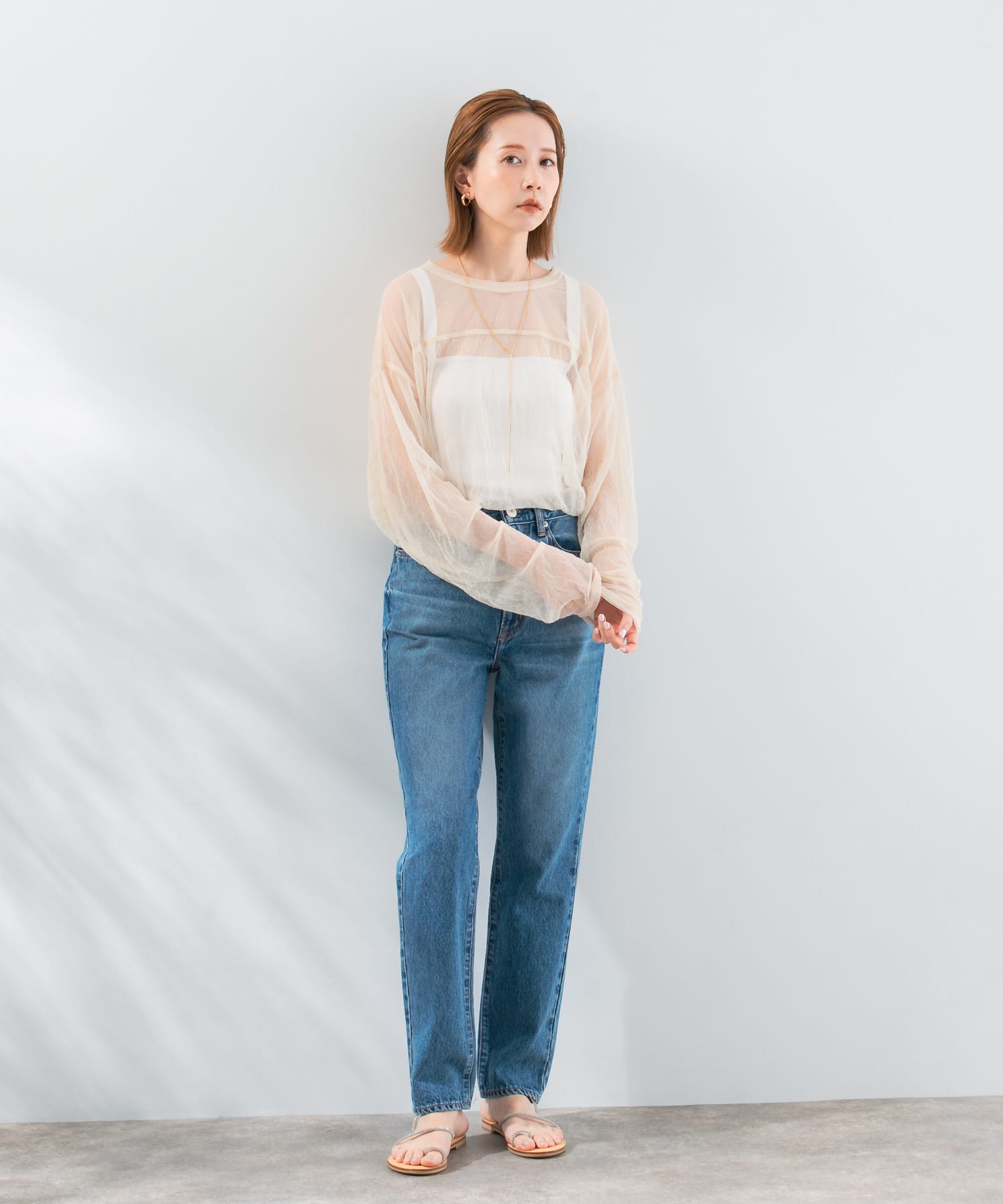 lightbeige