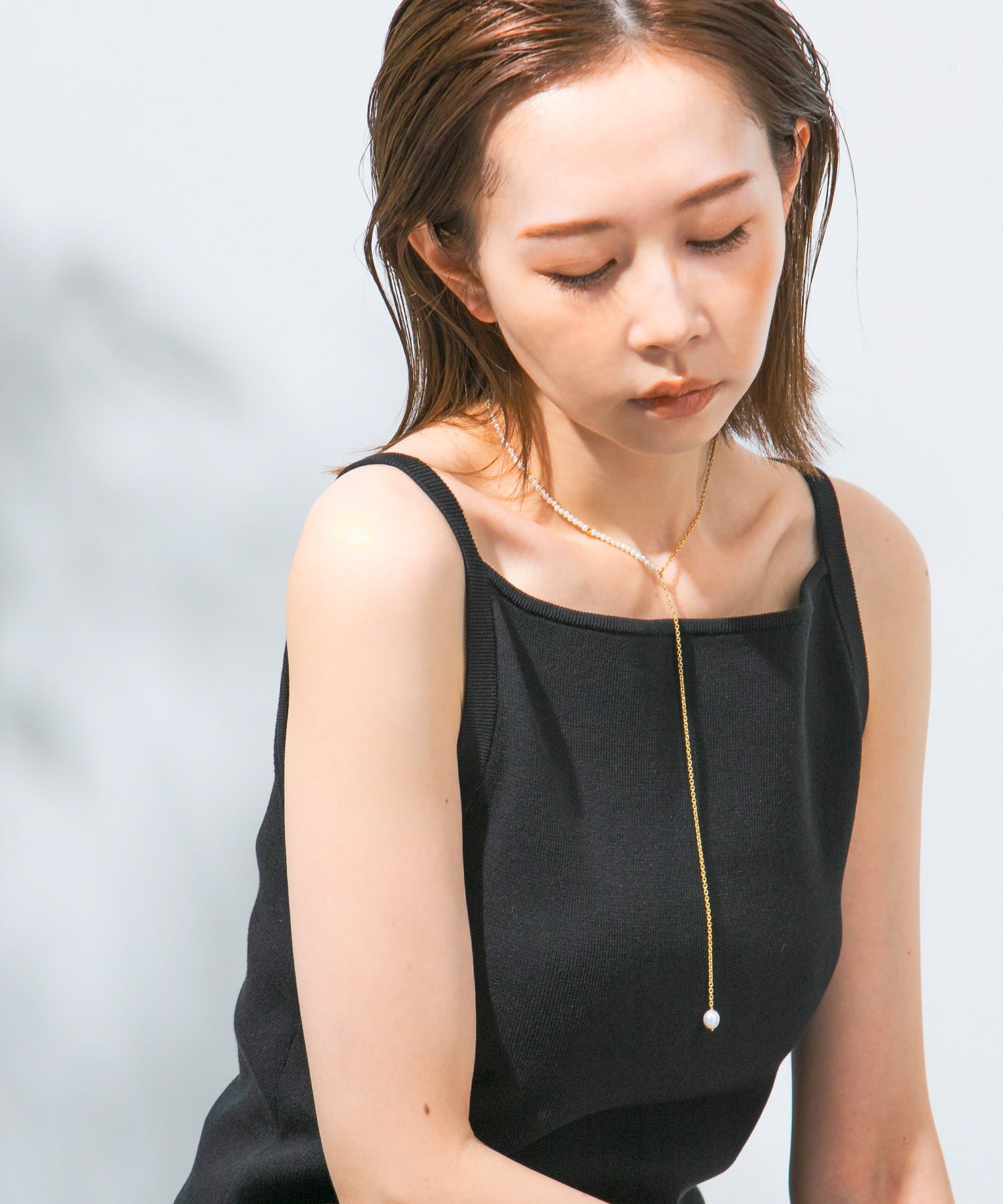 Favorible　Pearl×chain lariat WHT×GLD FREE