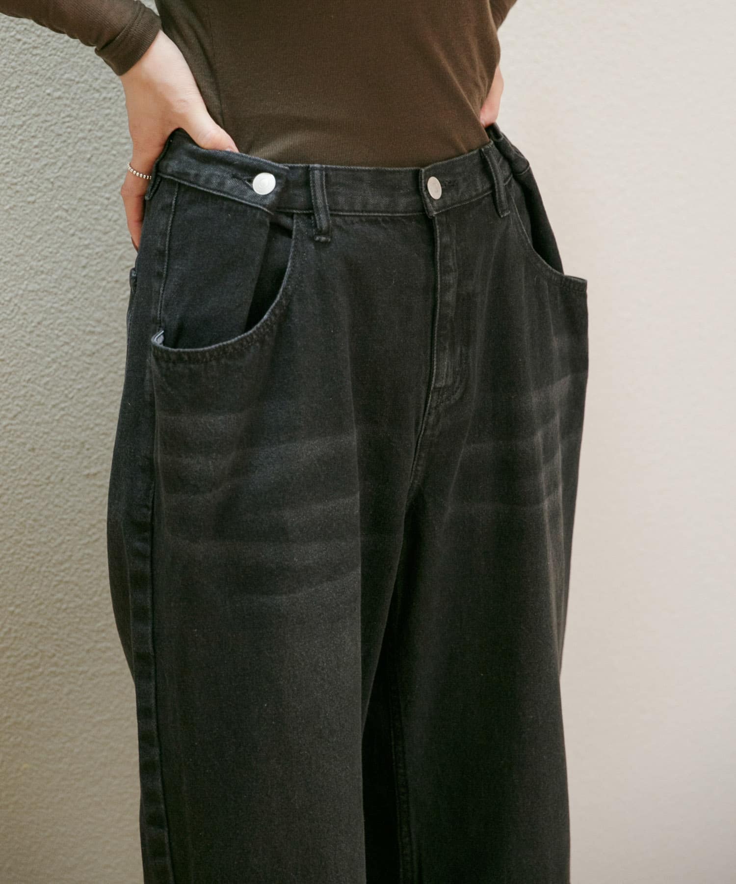 身長：168cm サイズ：38