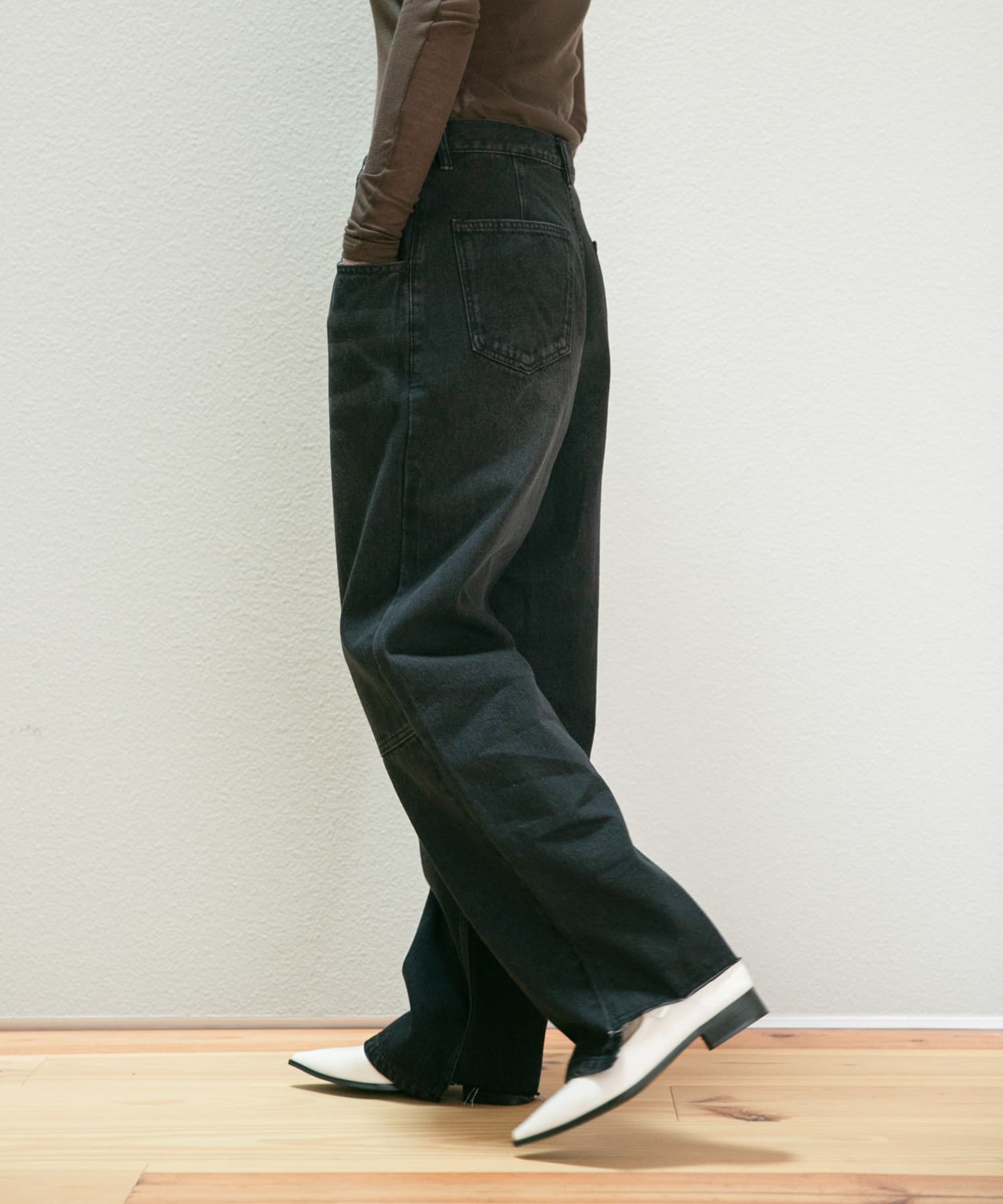 身長：168cm サイズ：38