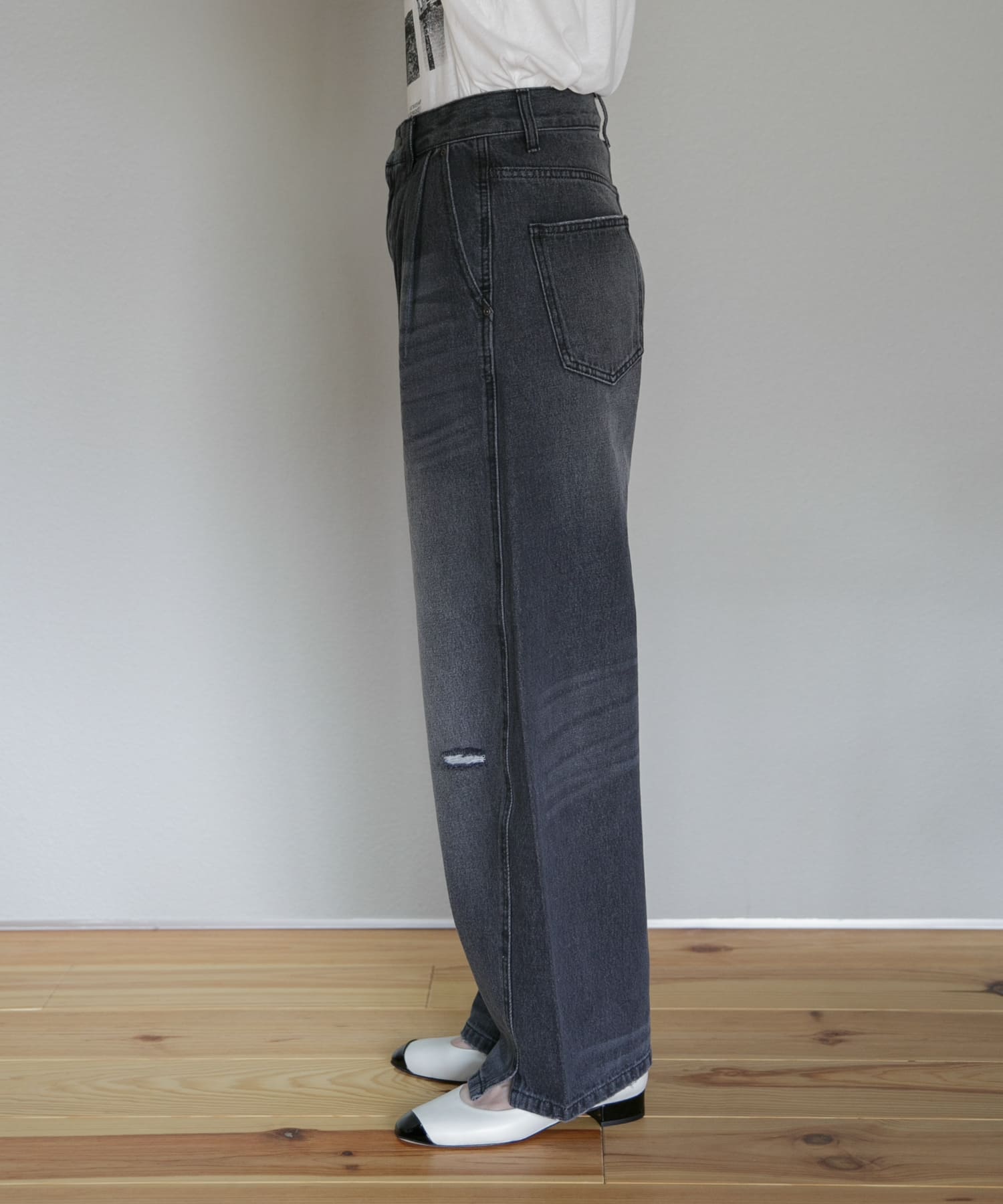 YENN CURVED SEAM DENIM PANTS(36 GRAY): ボトム｜URBAN RESEARCH公式