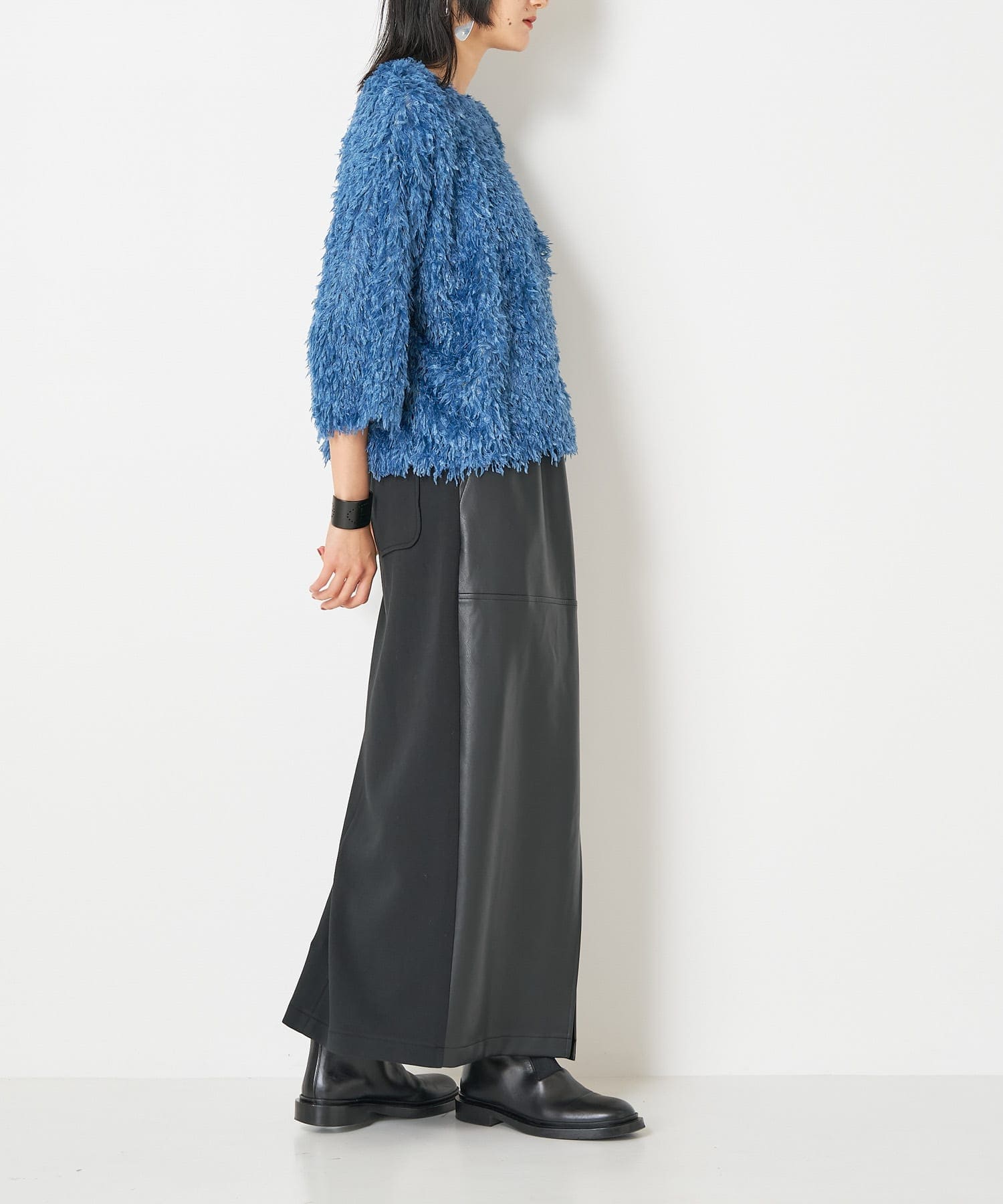 CHIGNON　フェザーフリンジTシャツ BLUE FREE