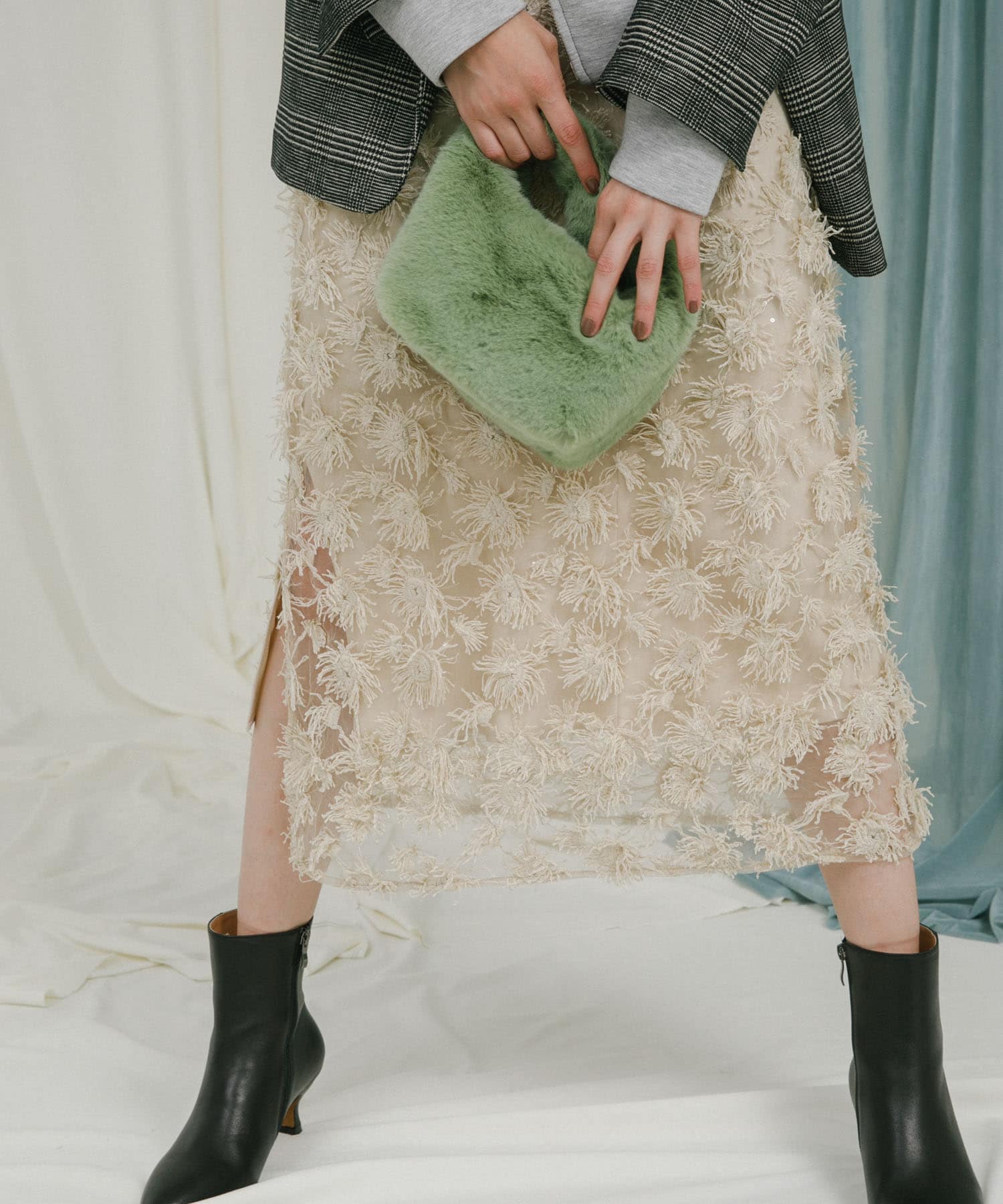 LE VERNIS　Fake fur micro bag グリーン -