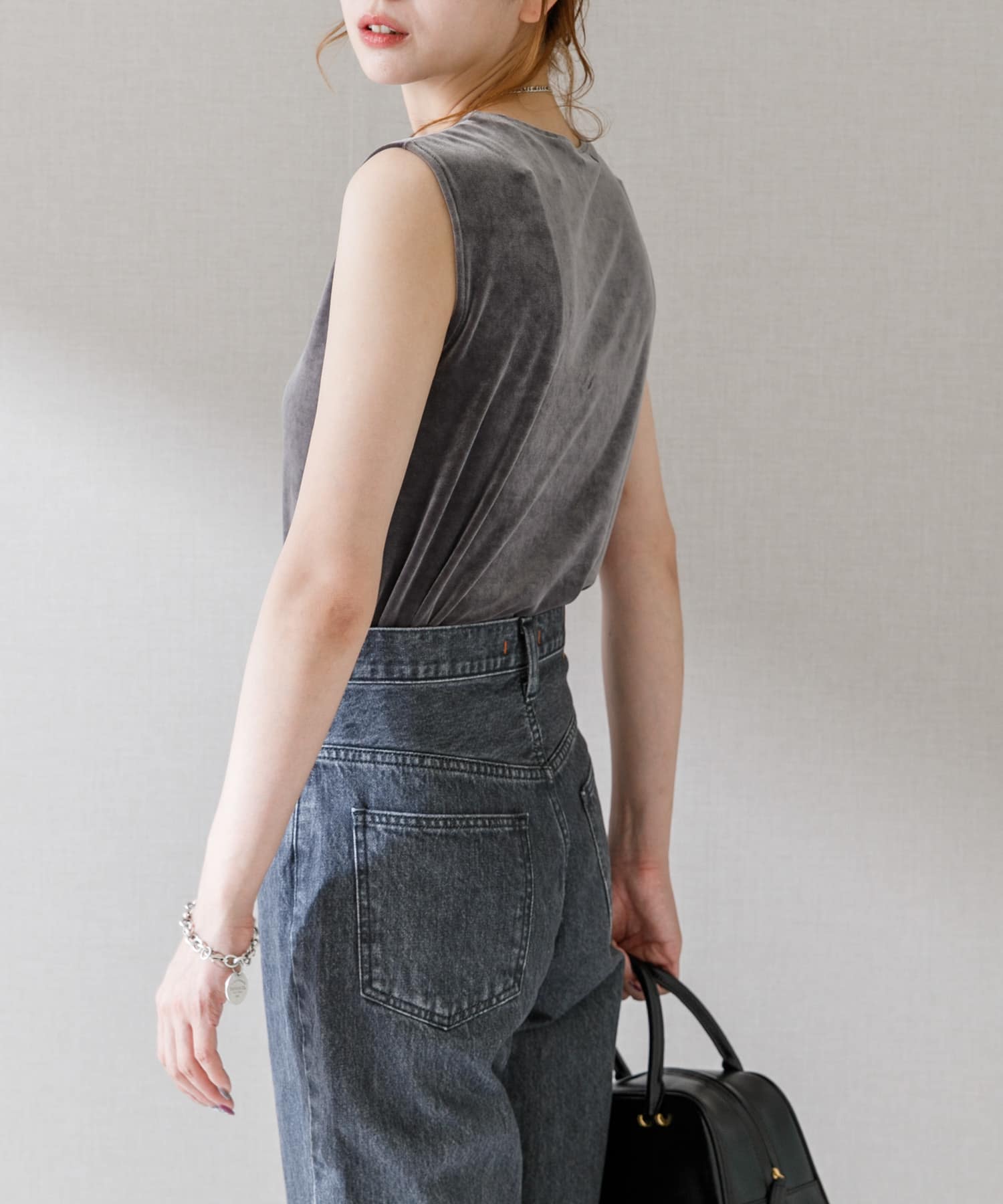 STEEL GREY