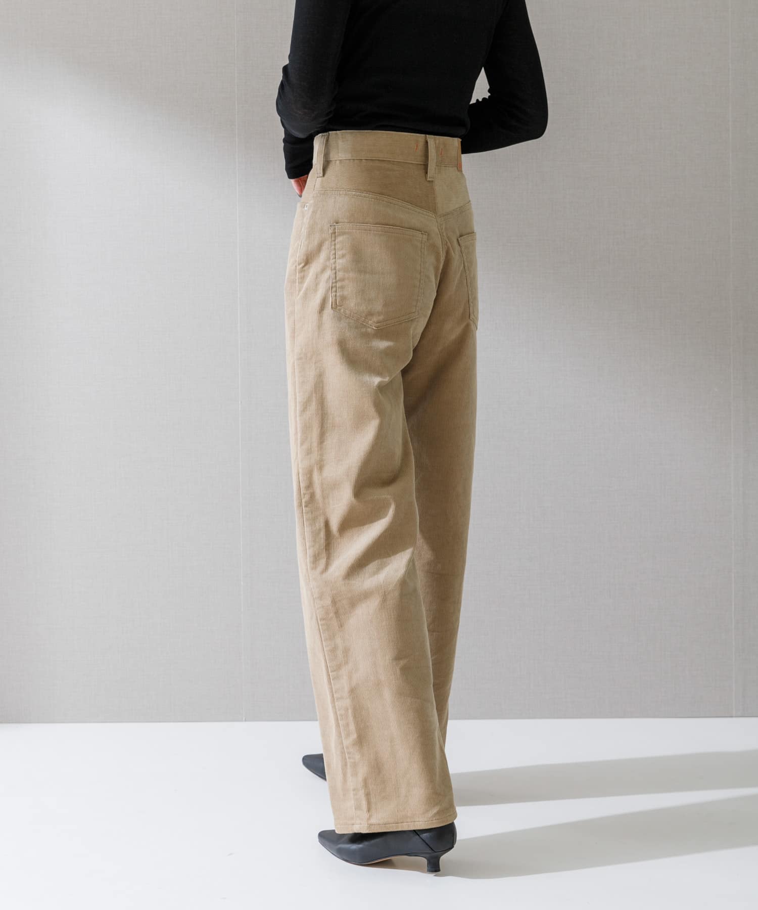 身長：168cm サイズ：24