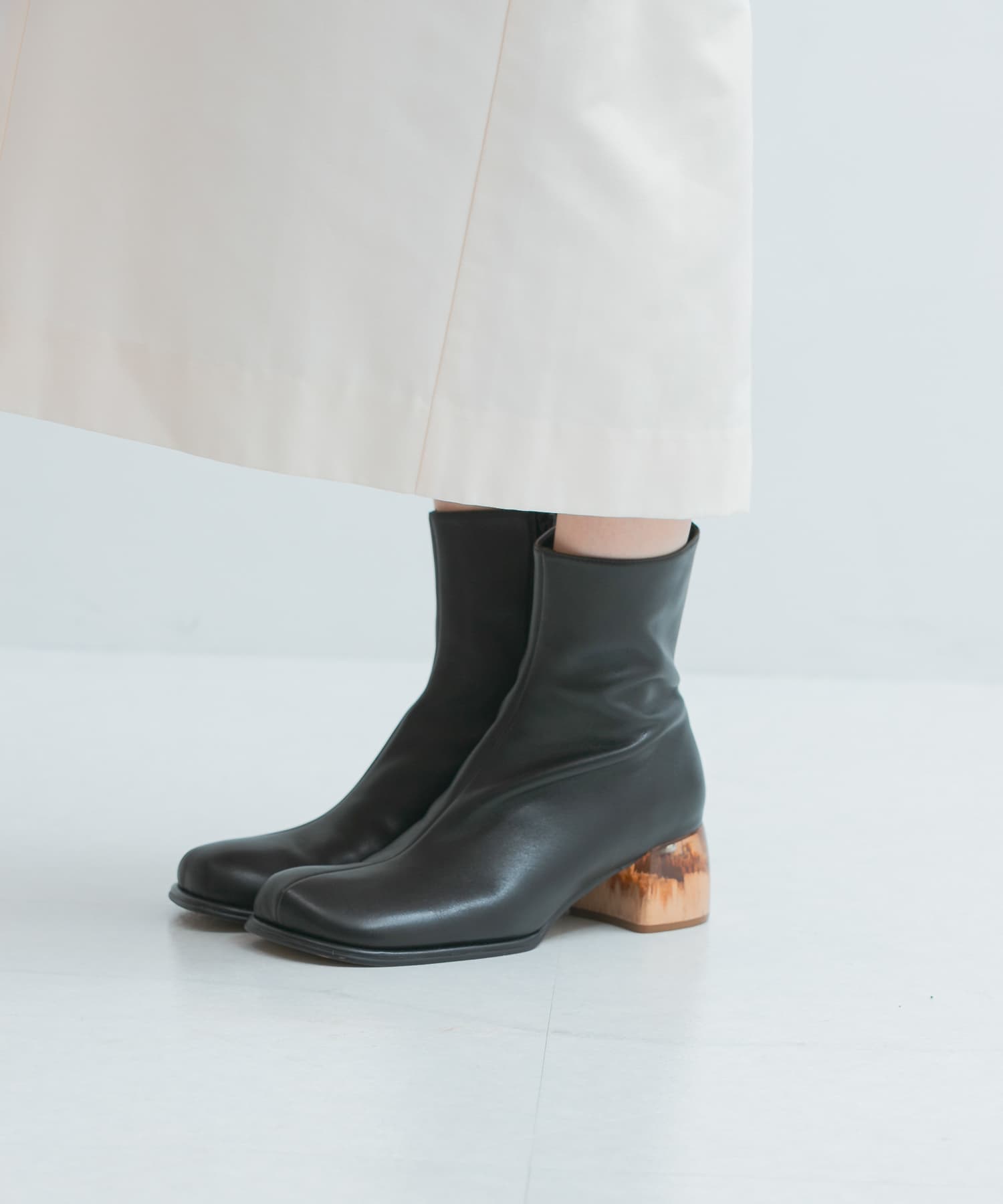 ALM.　ADELA LEATHER BOOTS BLACK 36