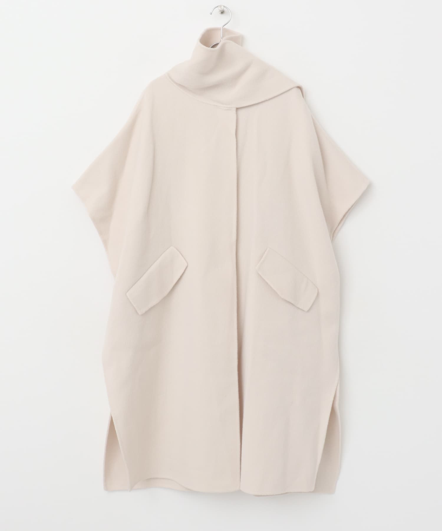 le　WOOL MUFFLER HANDMADE CAPE CREAM FREE