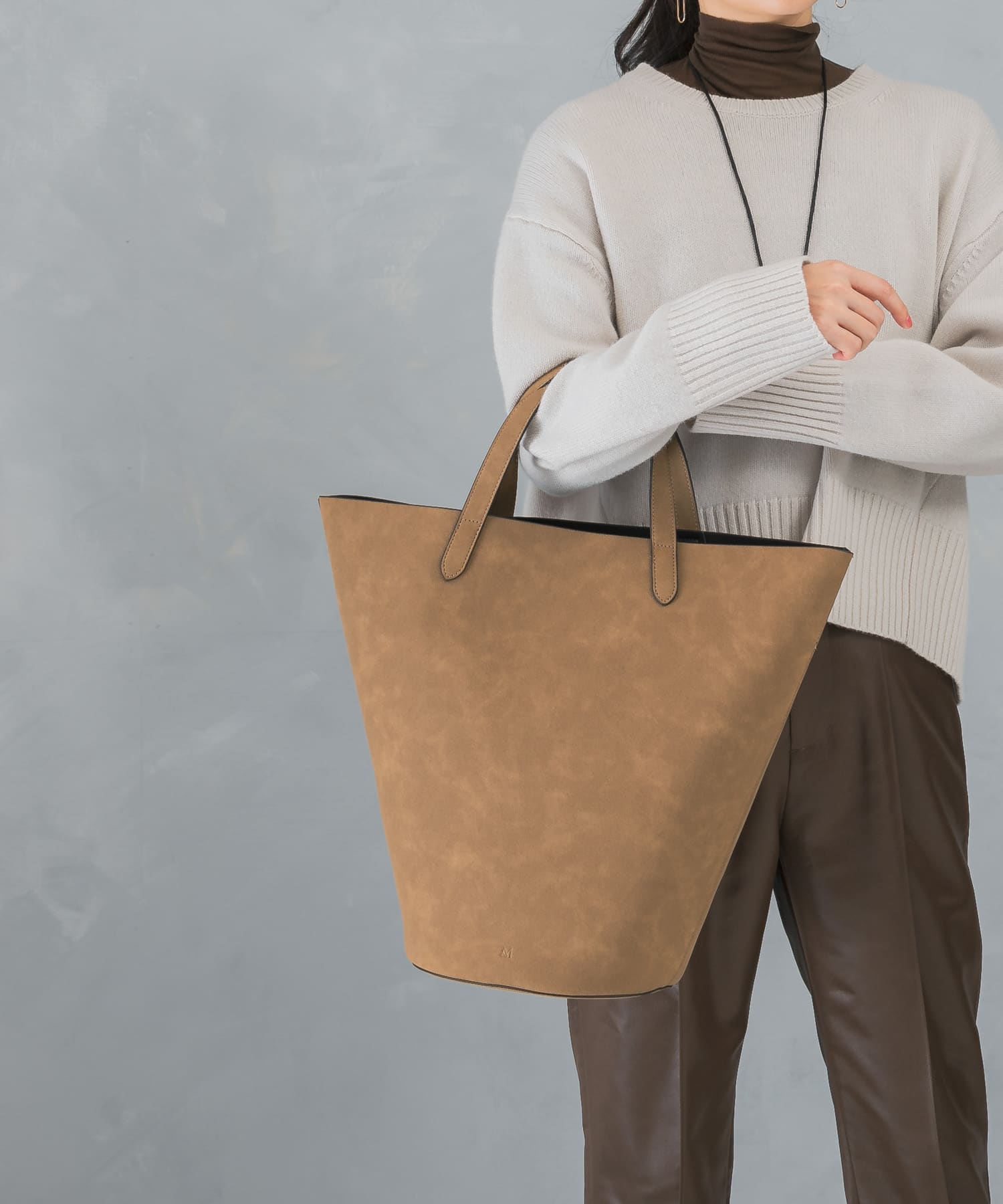 SAND BEIGE