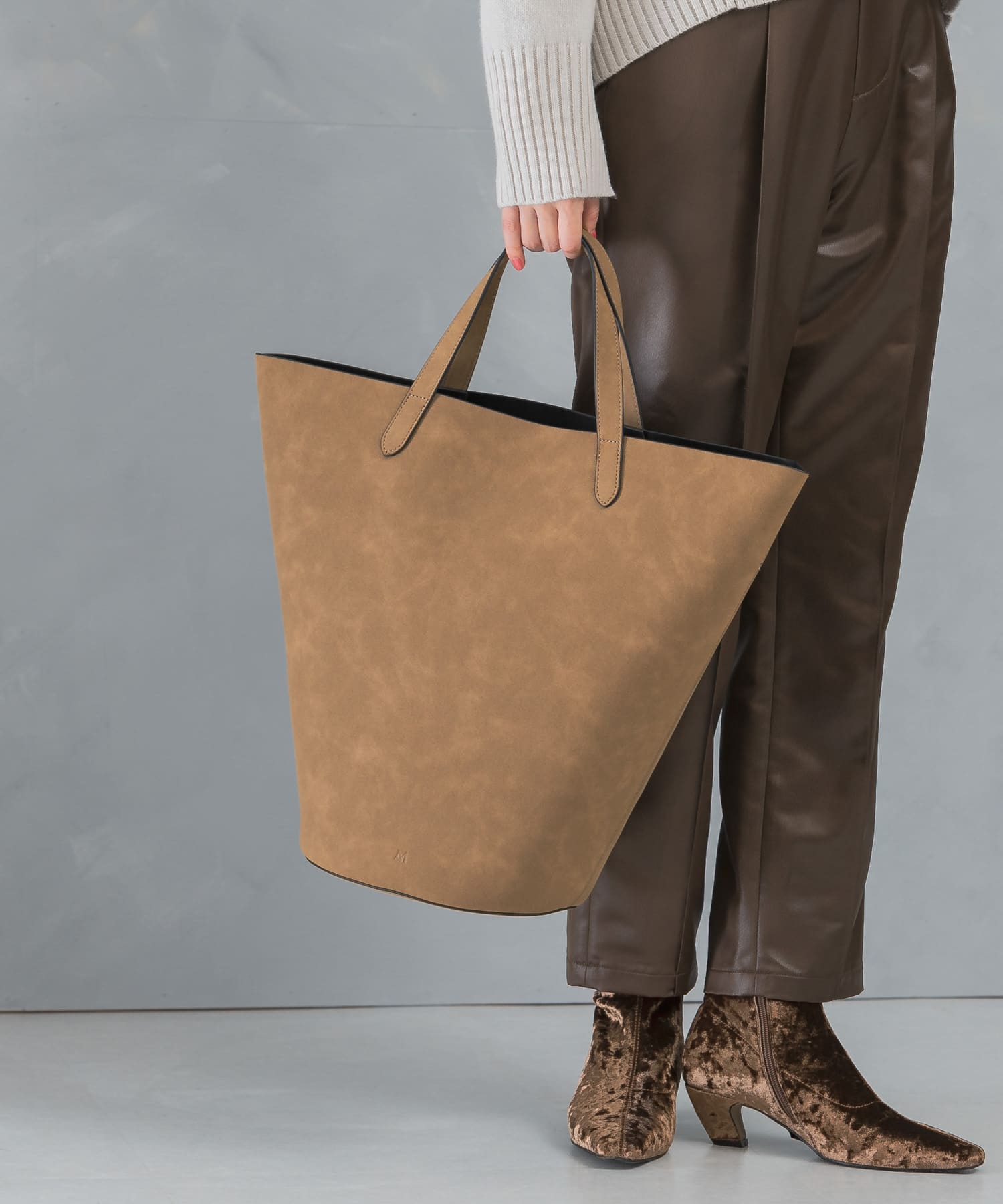 SAND BEIGE