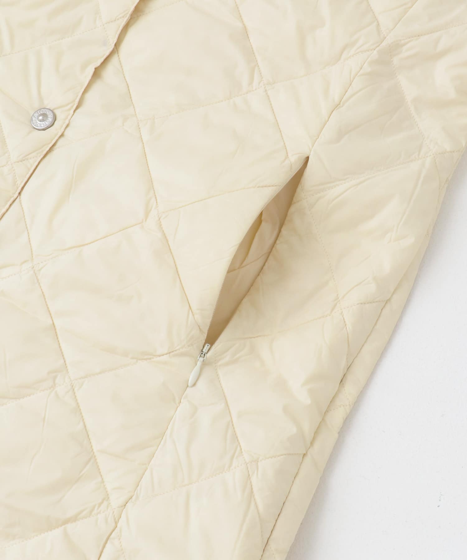 OFFWHITE