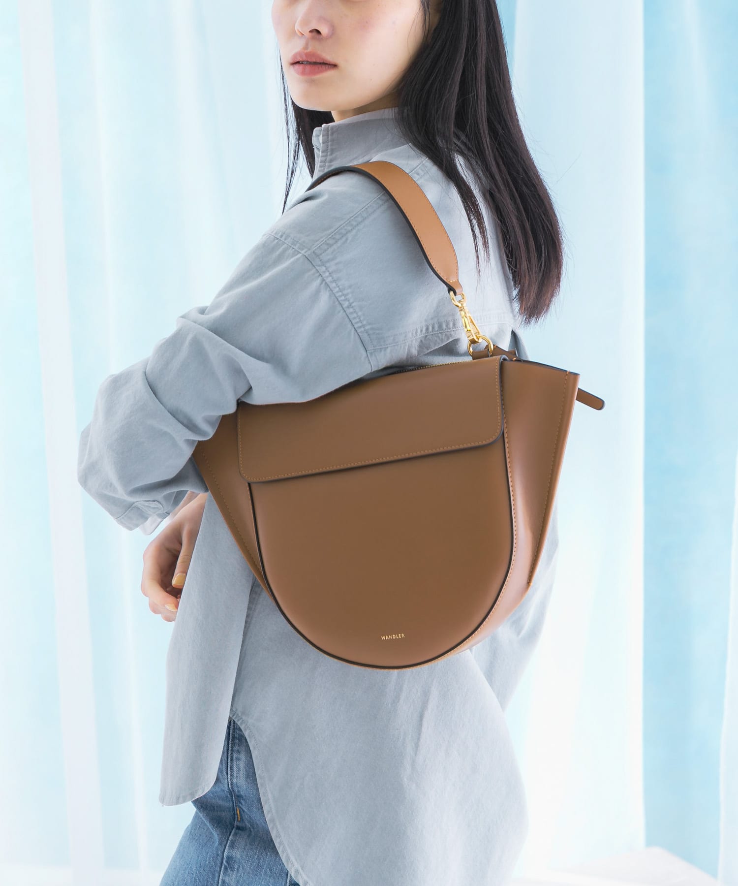 WANDLER　Hortensia Bag Medium Saddle -