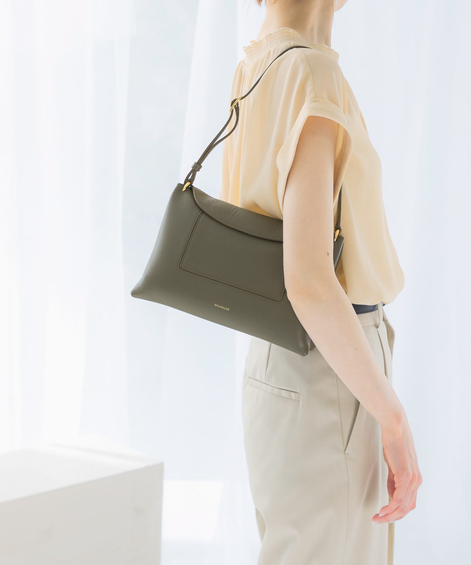 WANDLER　Penelope Slouch Bag OliveCrust -