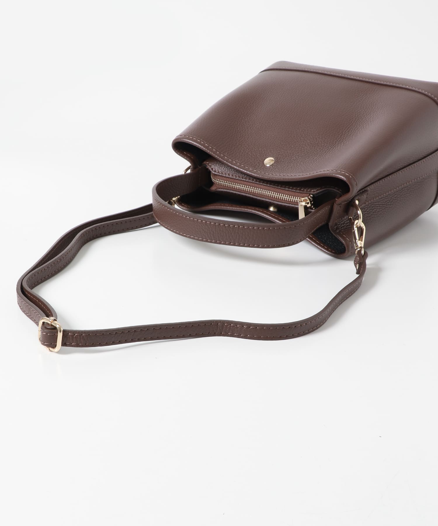 AULENTTI　スクエアBAG MOKA -