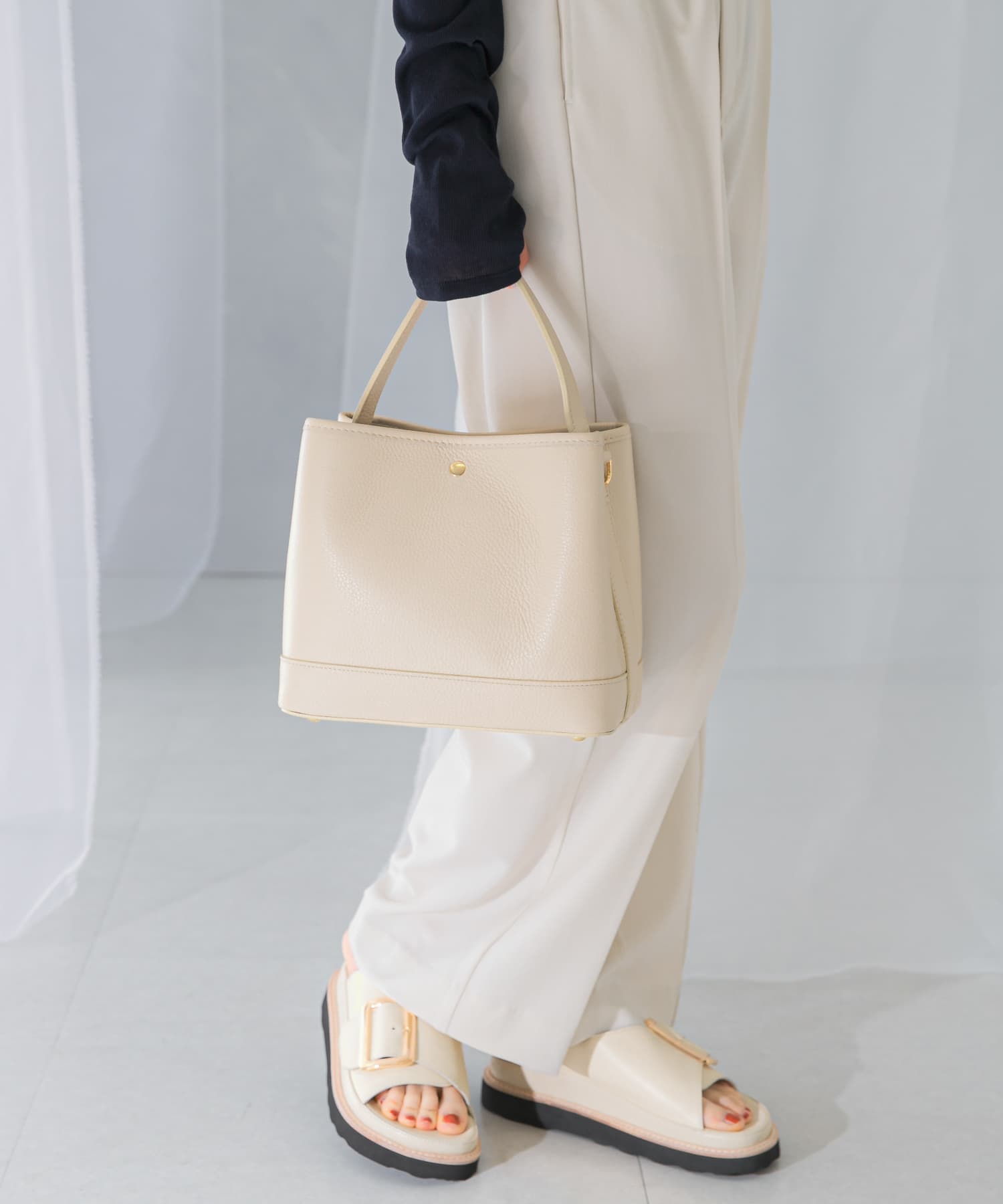 AULENTTI　スクエアBAG LATTE -