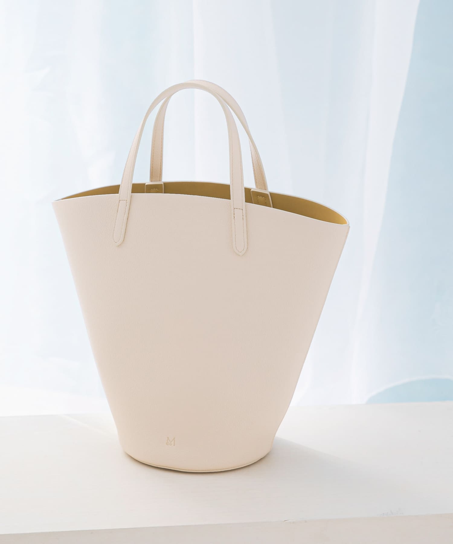 &MyuQ　ERA MINI BAG