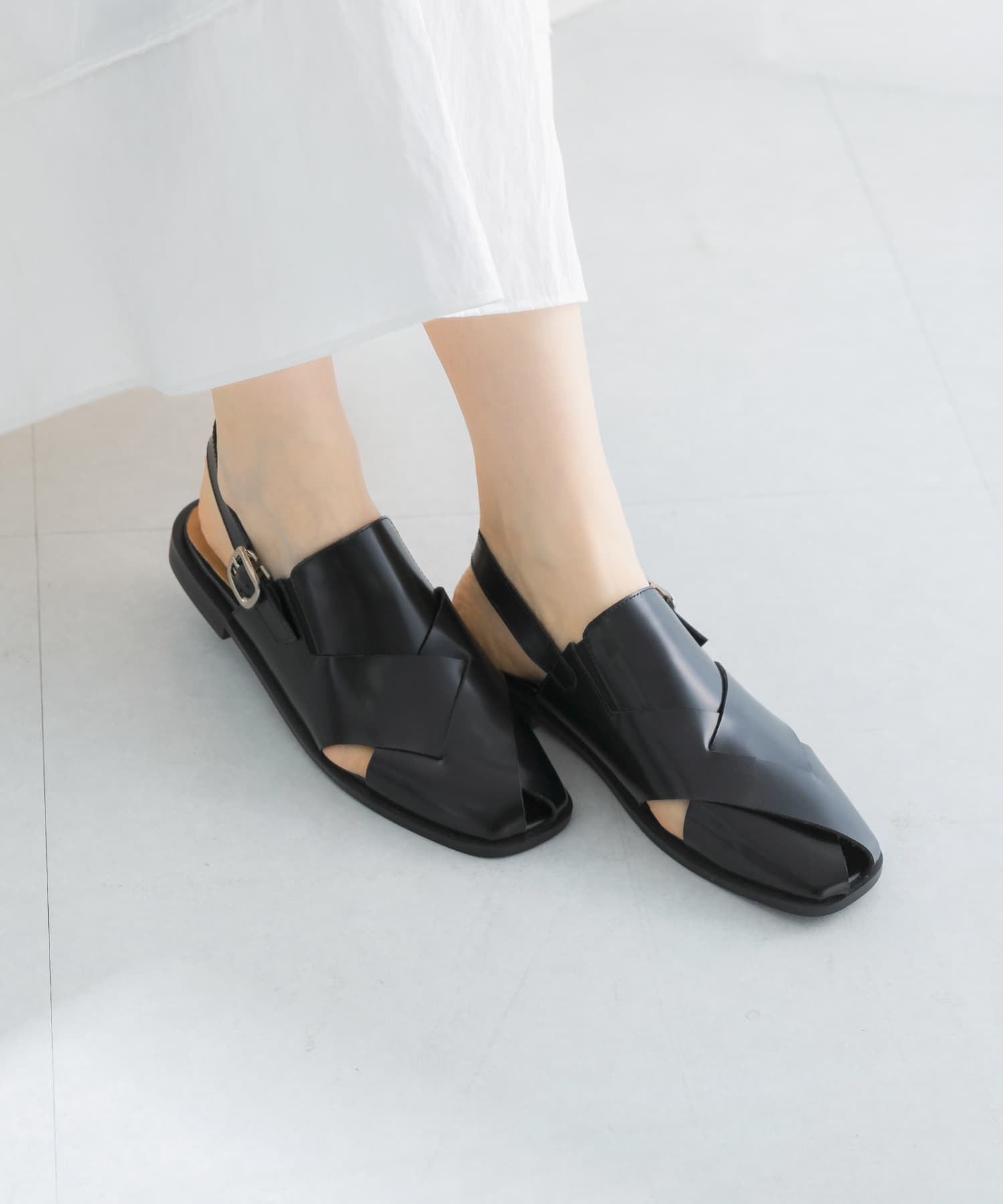 REMME　バックストラップフラットシューズ NEGRO 36