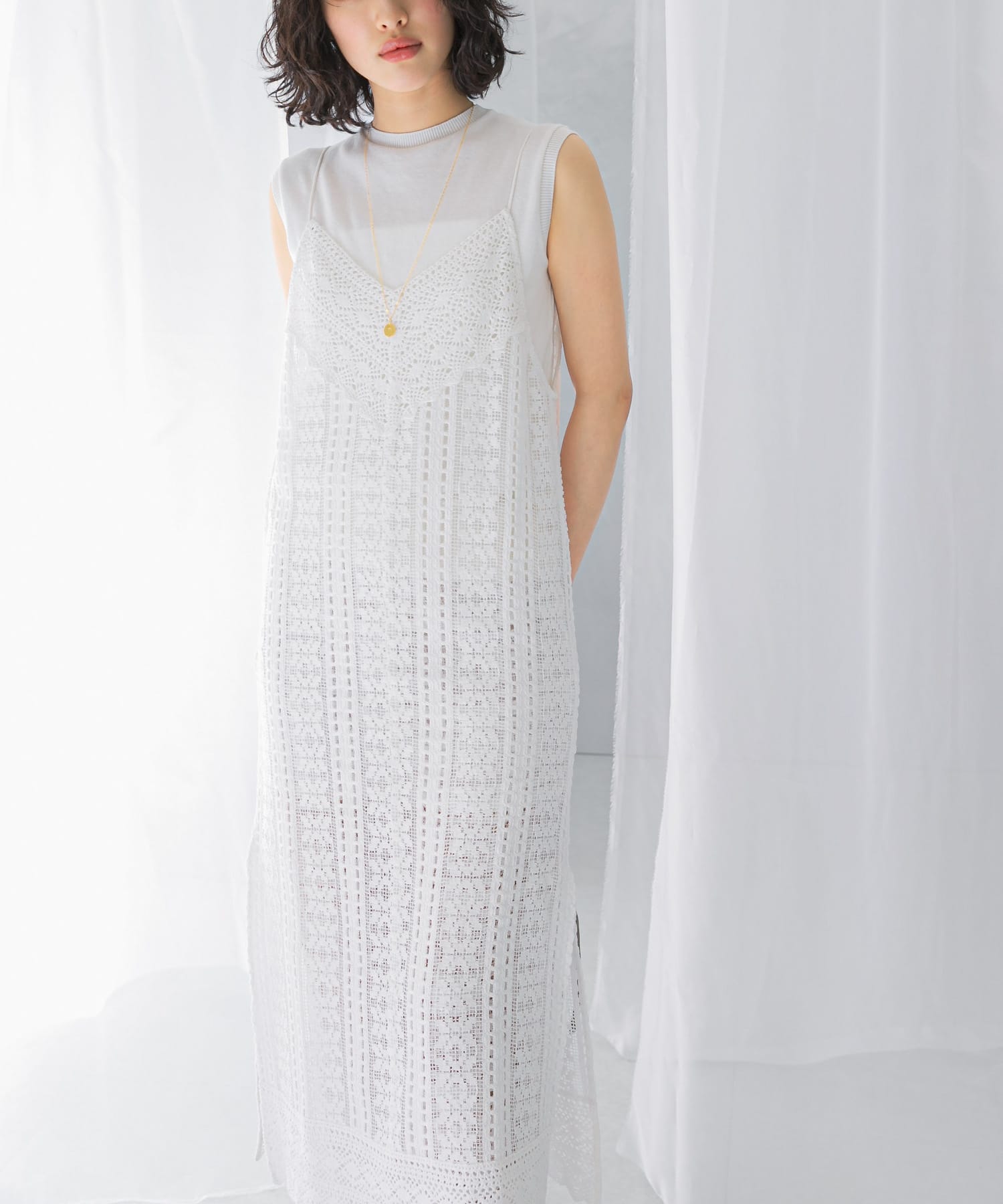 sara mallika　COTTON BORDER LACE CAMI DRESS