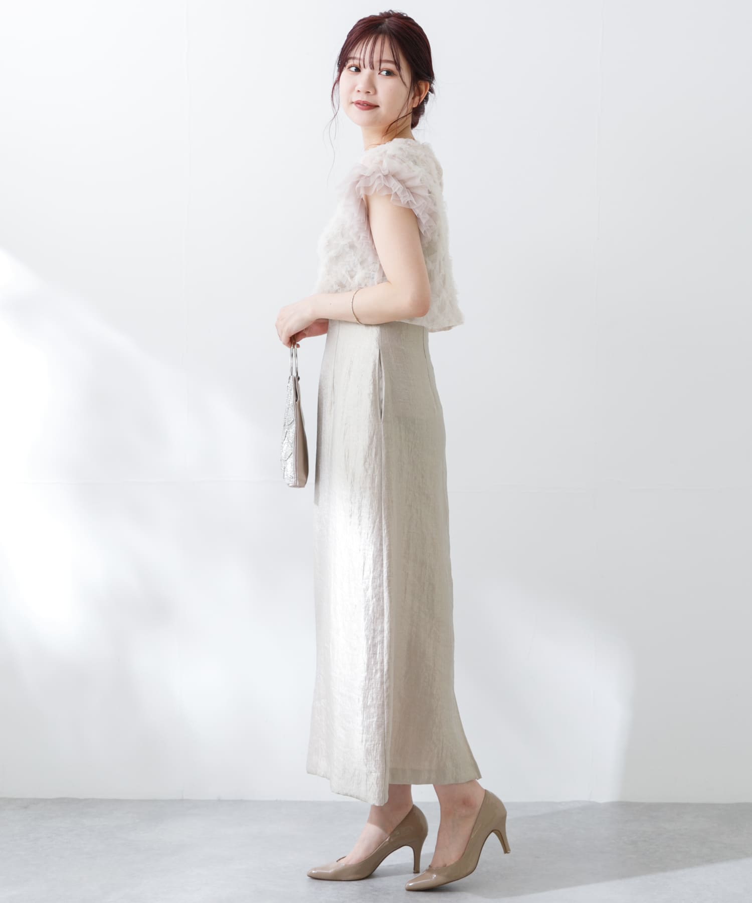 beige