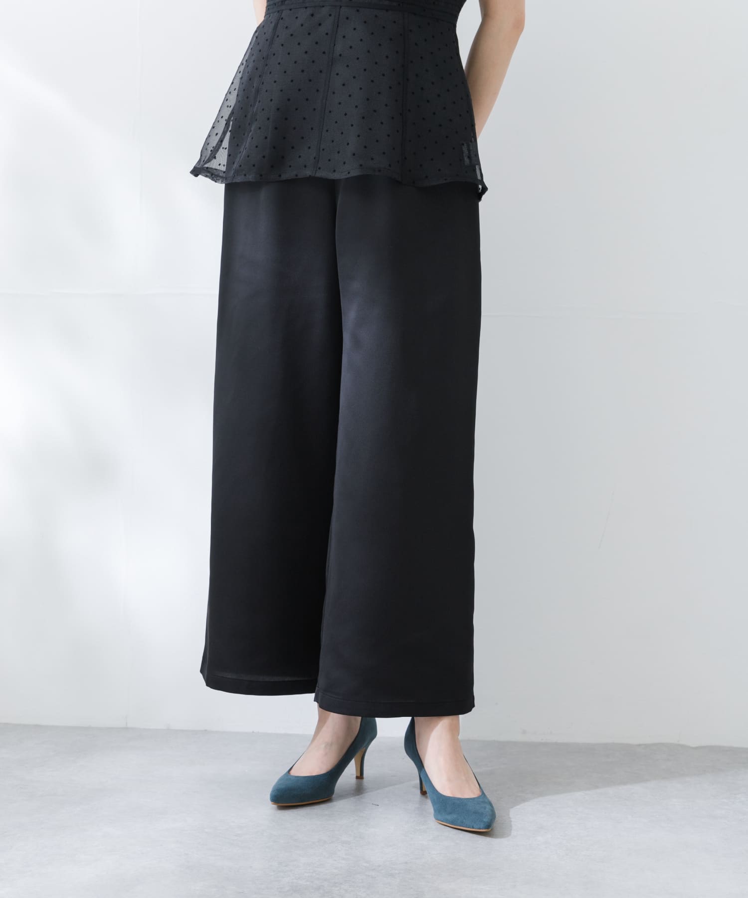 身長：163cm サイズ：38