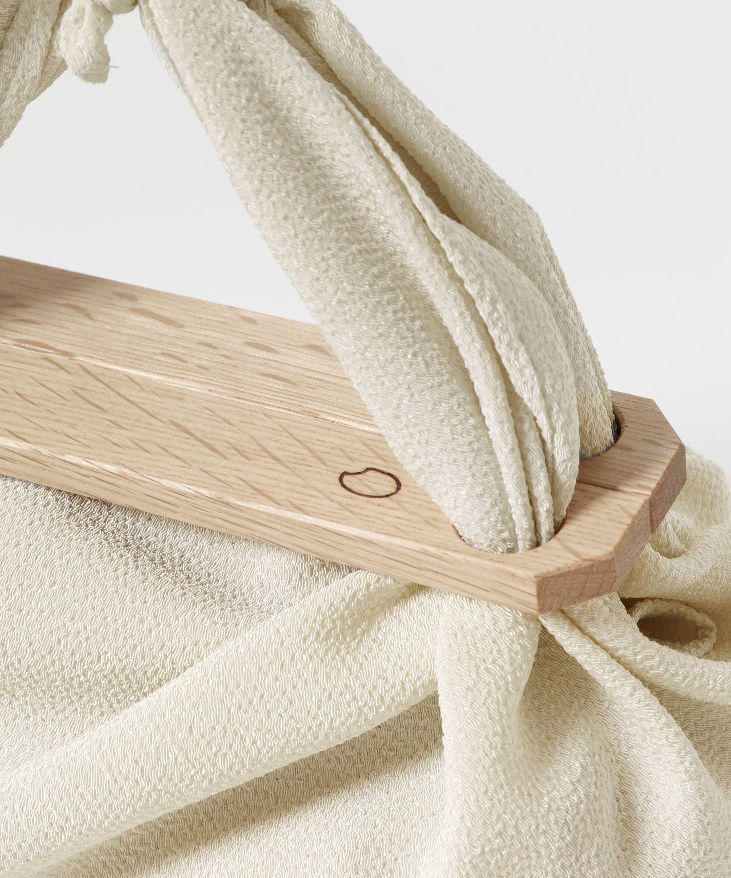 Furoshiki bag ちりめん L/BEIGE -
