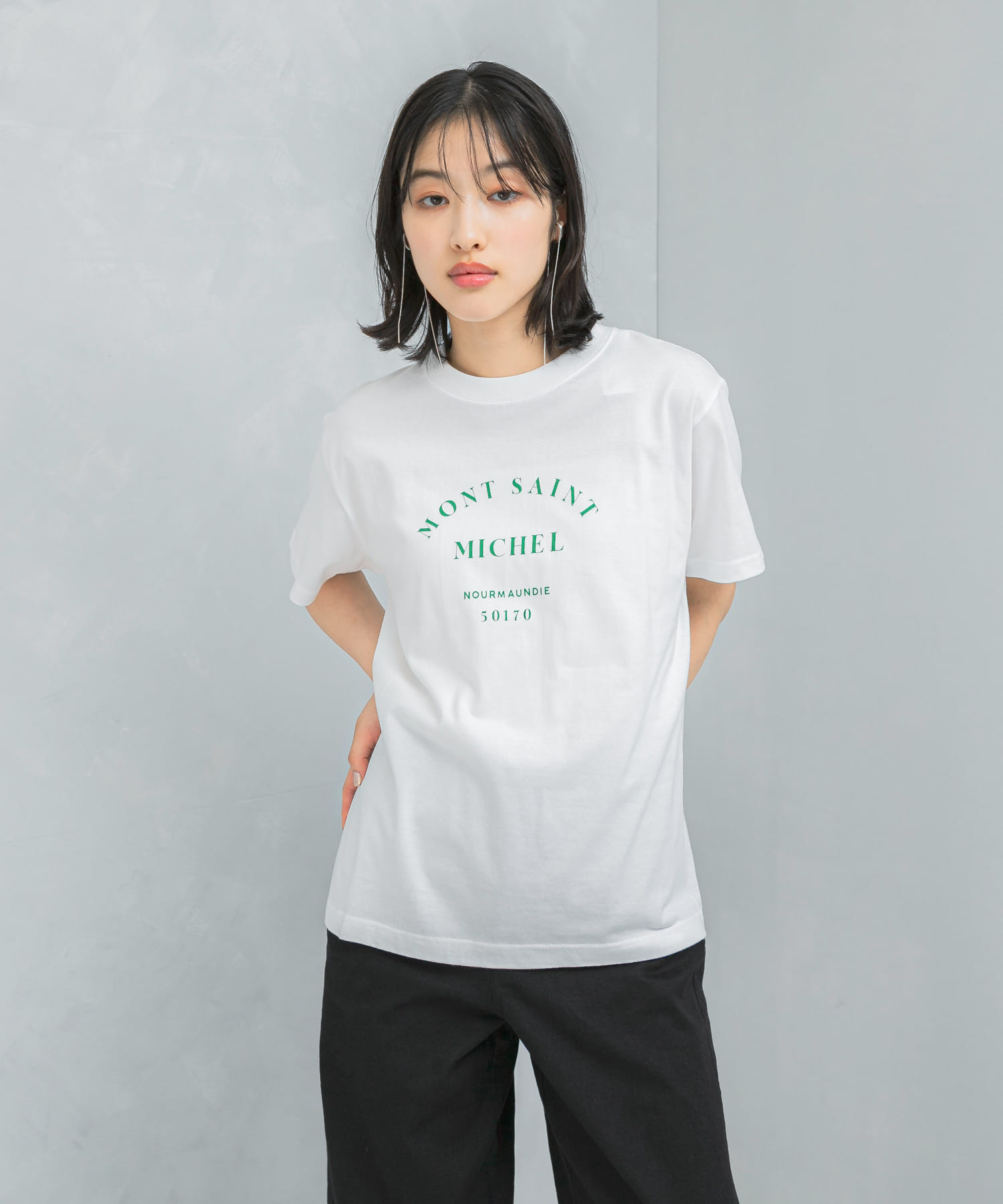 ANGE IN DISGUSE　MONT SAINT MICHEL