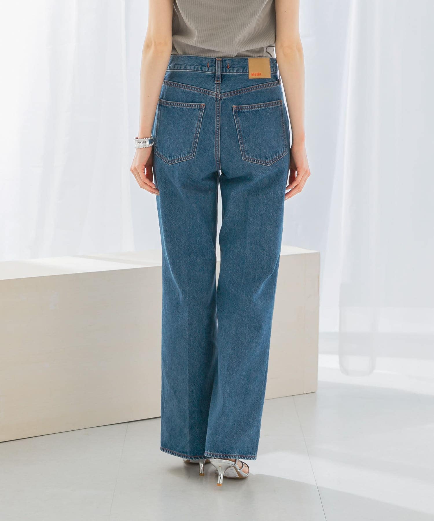 身長：165cm サイズ：25