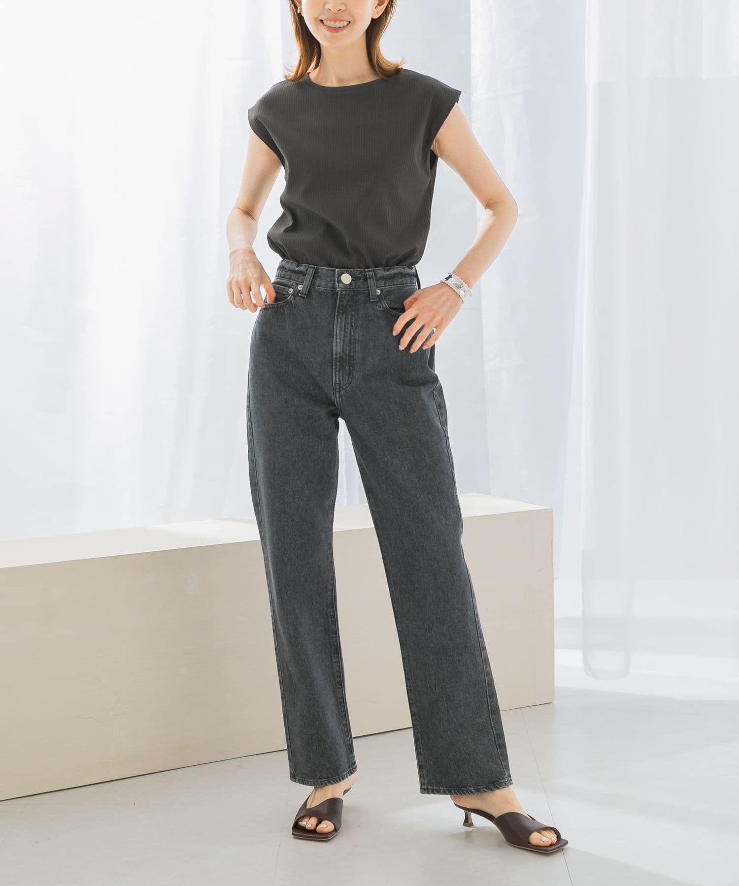 身長：165cm サイズ：25