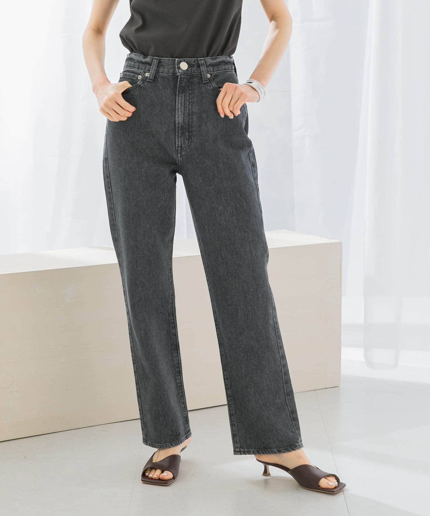 身長：165cm サイズ：25