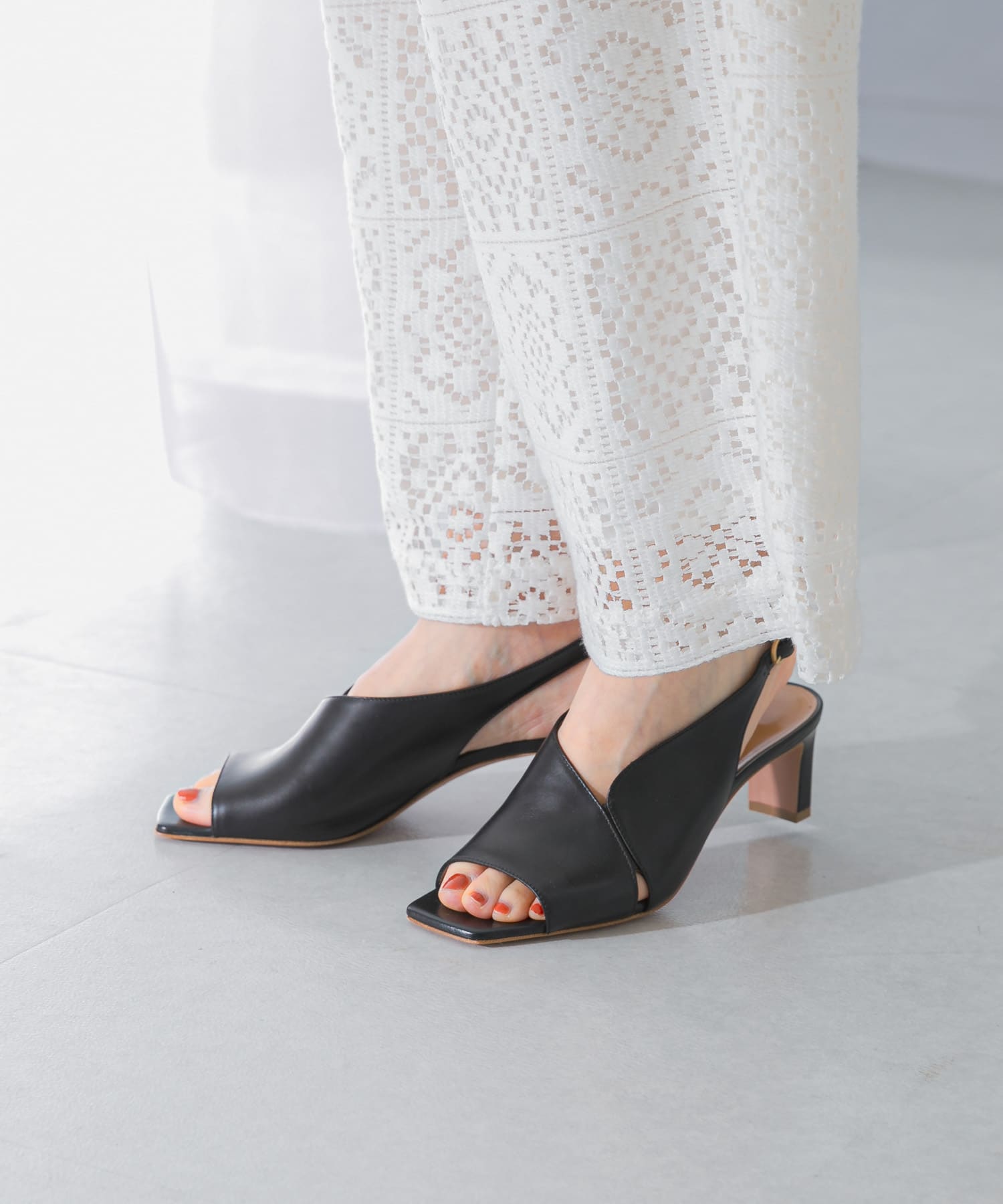 PELLICO　バッグストラップサンダル