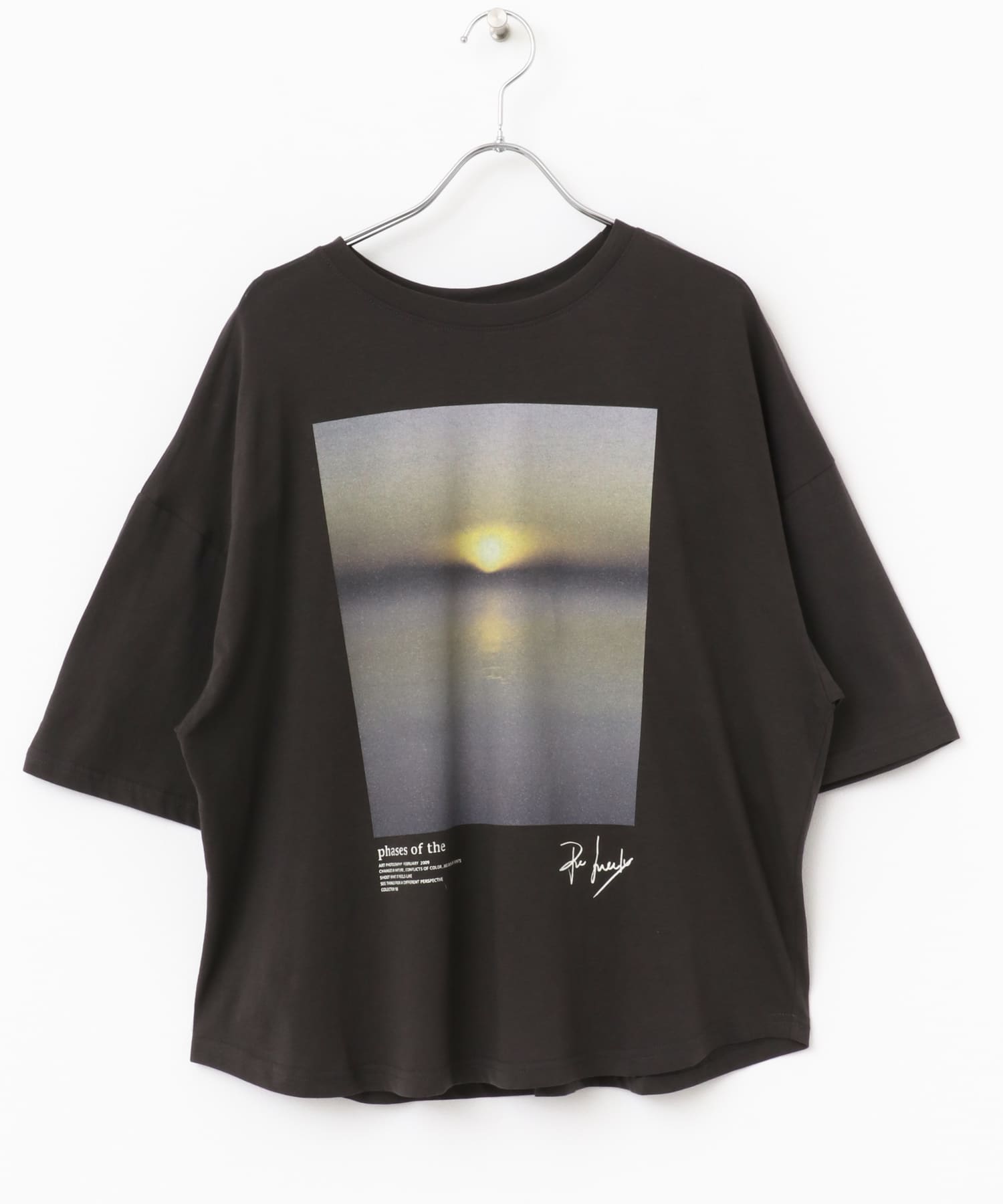CHIGNON　Photo T-shirts CHARCOAL FREE