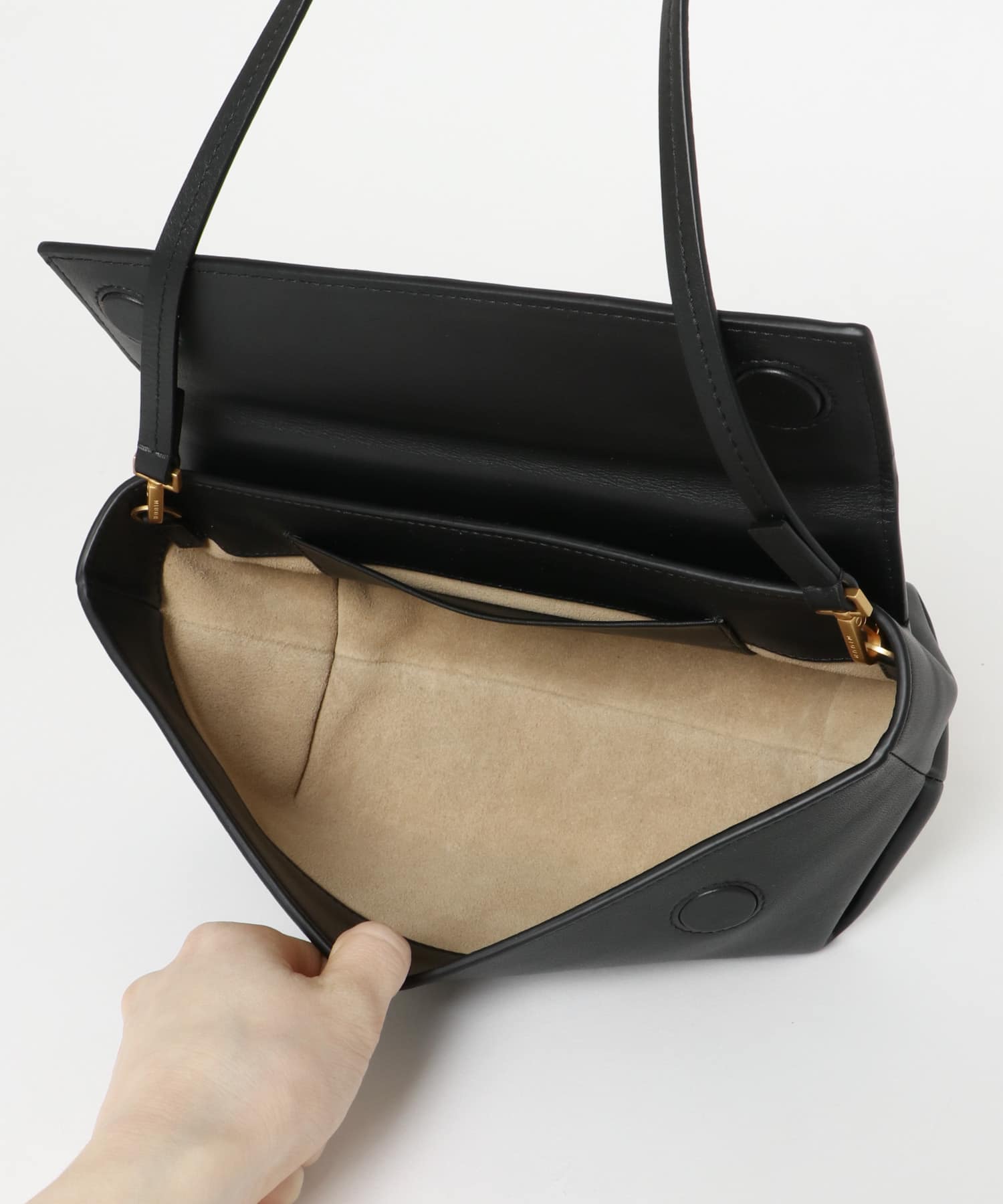 MIUUR　GINZA BLACK one