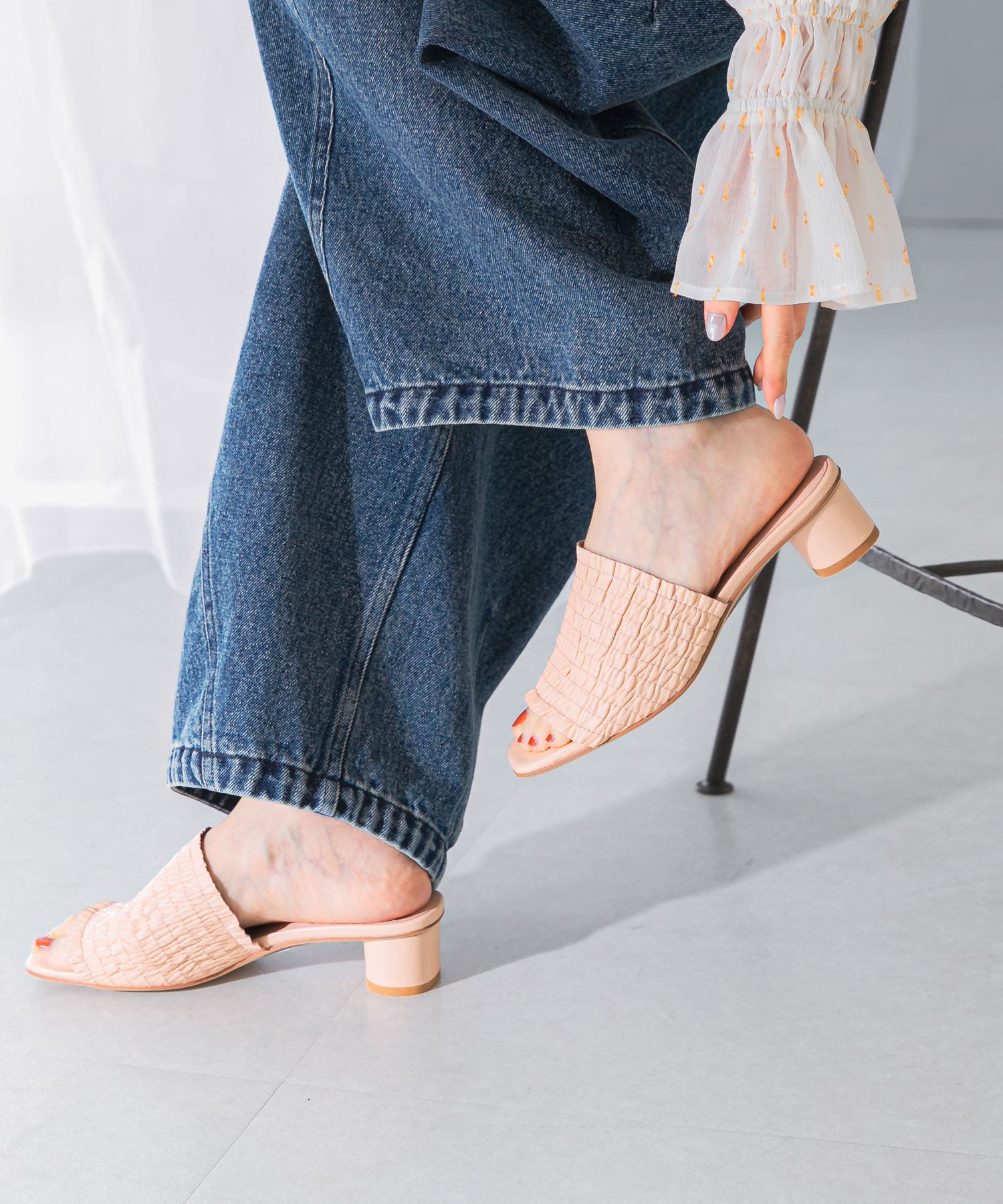 Mollini　ギャザーサンダル NUDE 36