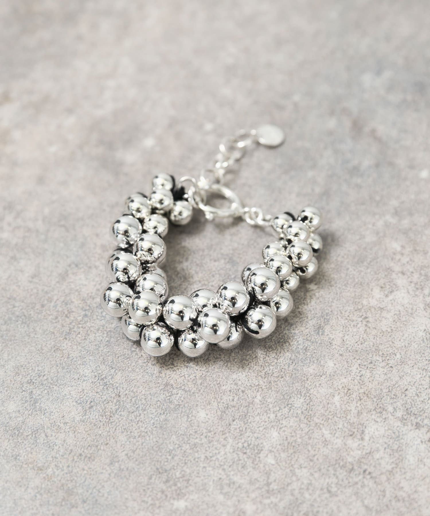 in mood　KNIT BALL bracelet