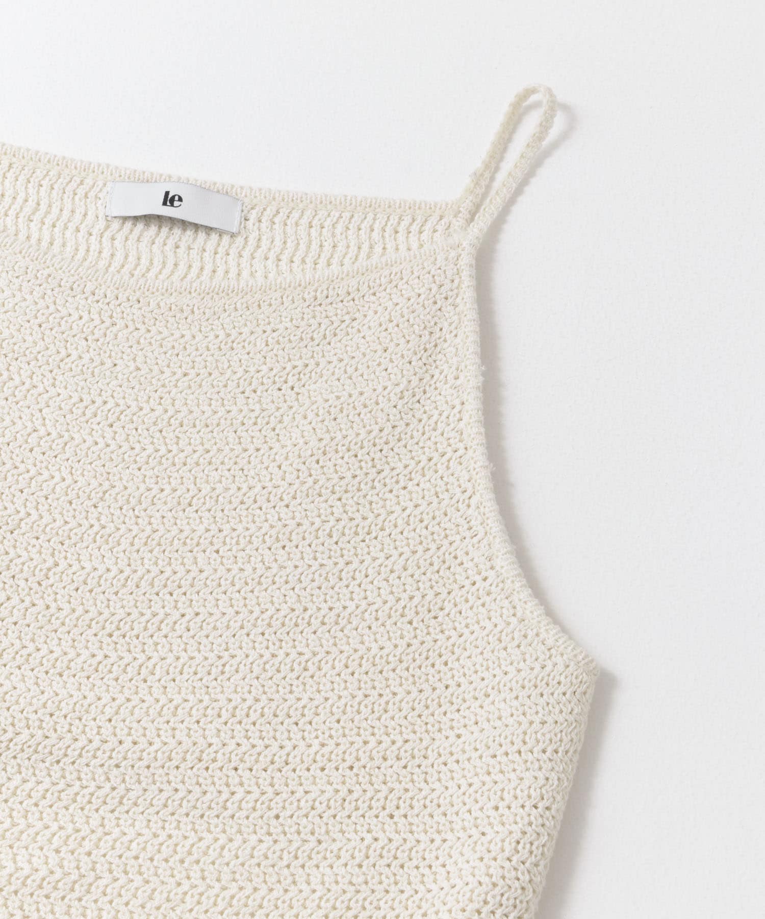 le　CROCHET BACKPOINT TOP ECRU FREE