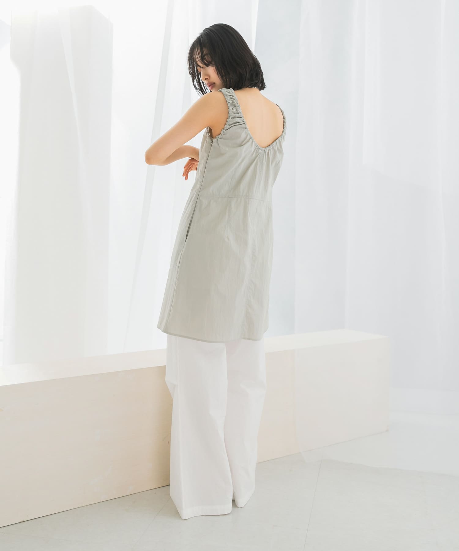 le　SHIRRING MIDI ONE-PIECE