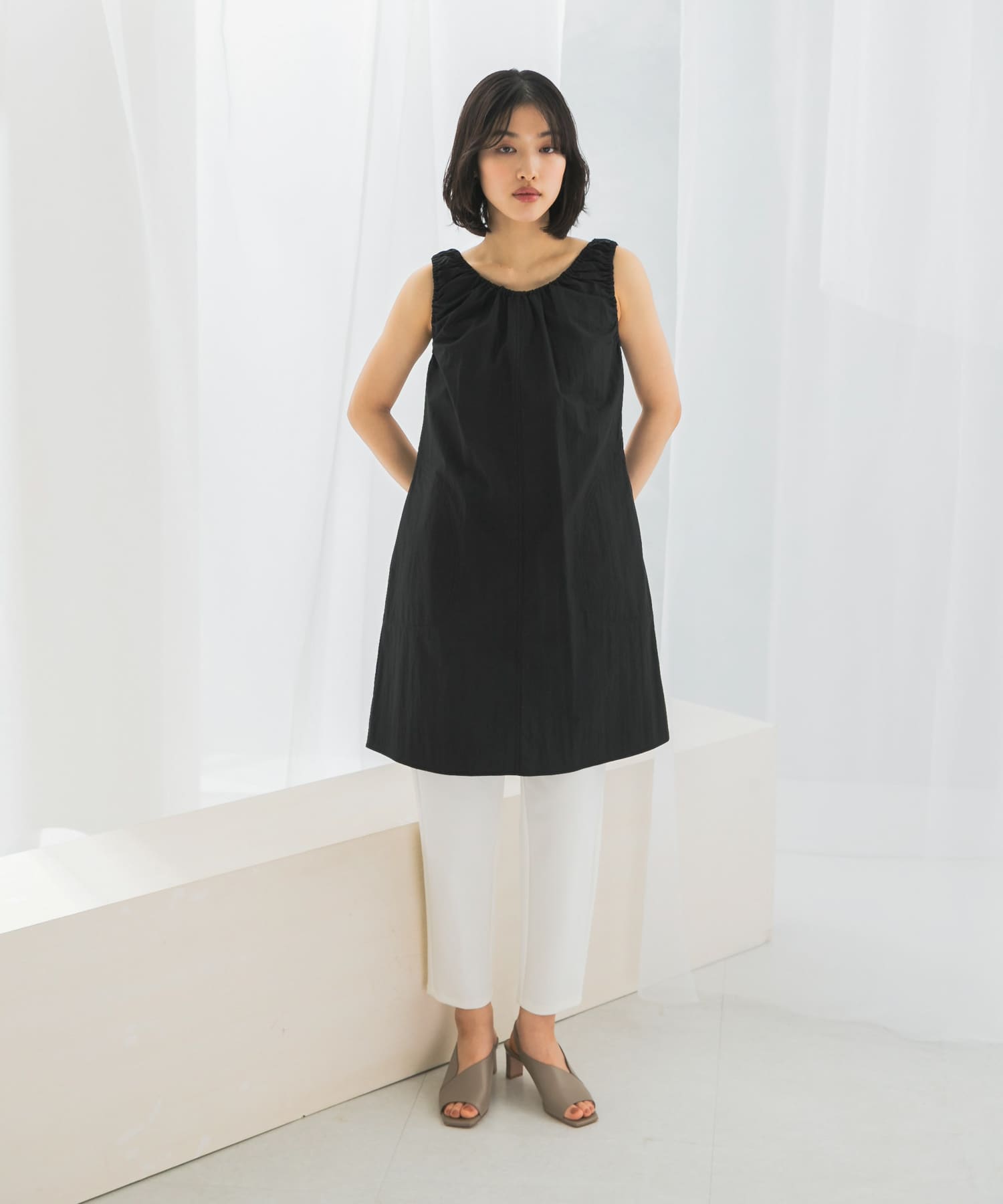 le　SHIRRING MIDI ONE-PIECE