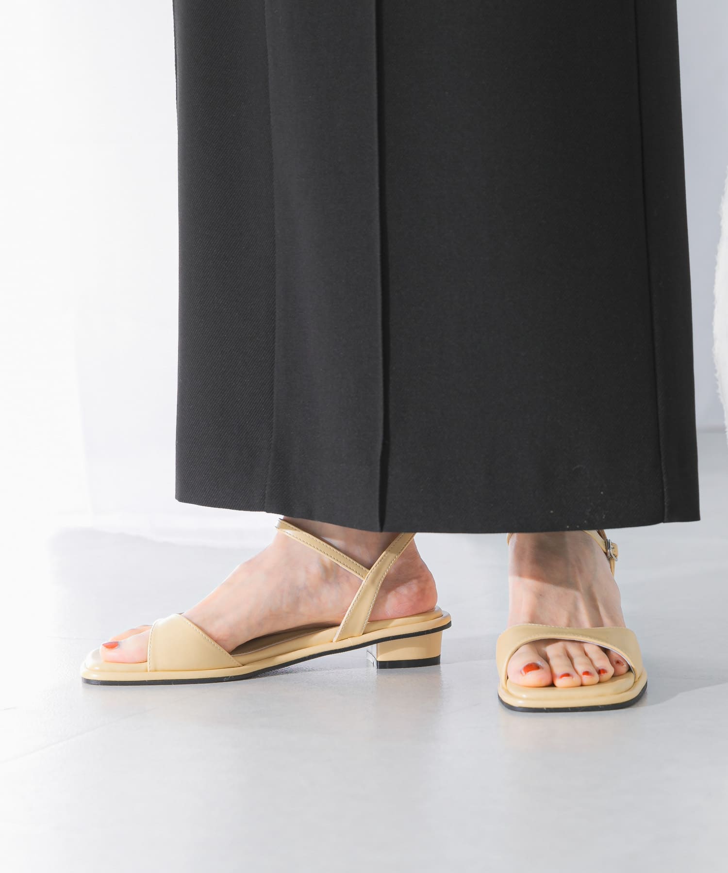 PELLICO バッグストラップサンダル(36 TAUPE): シューズ｜URBAN