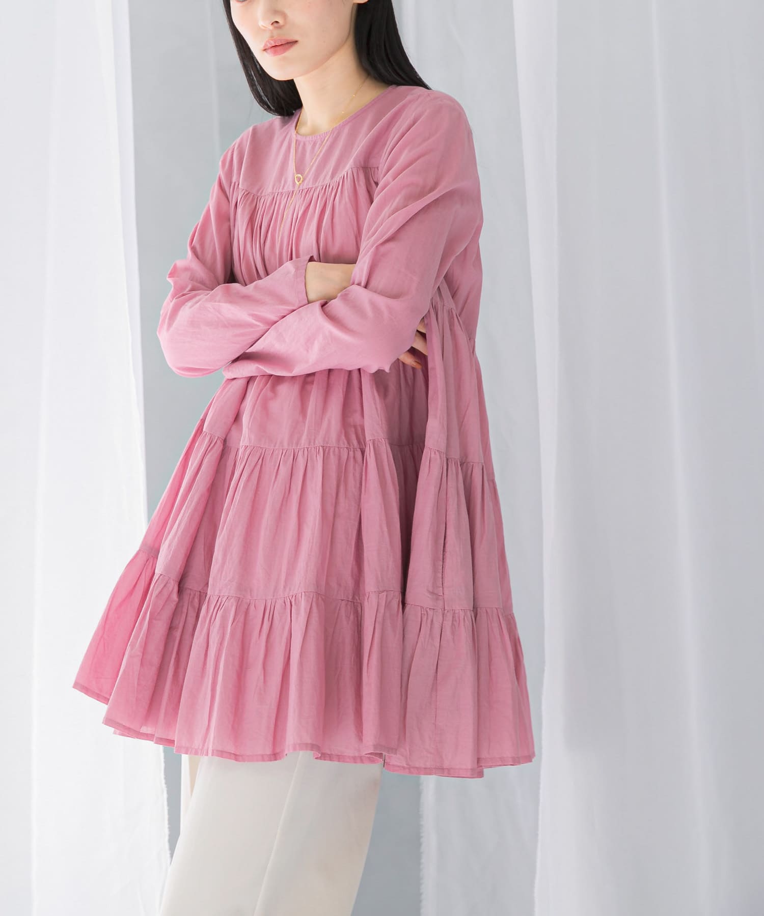 SMOKY PINK