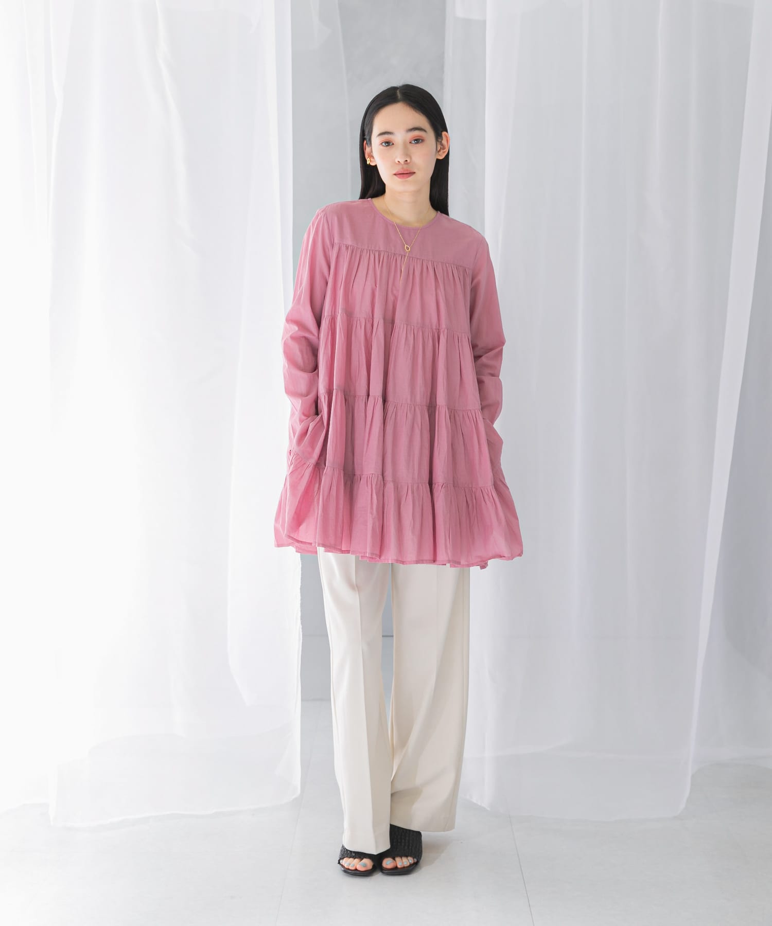 SMOKY PINK