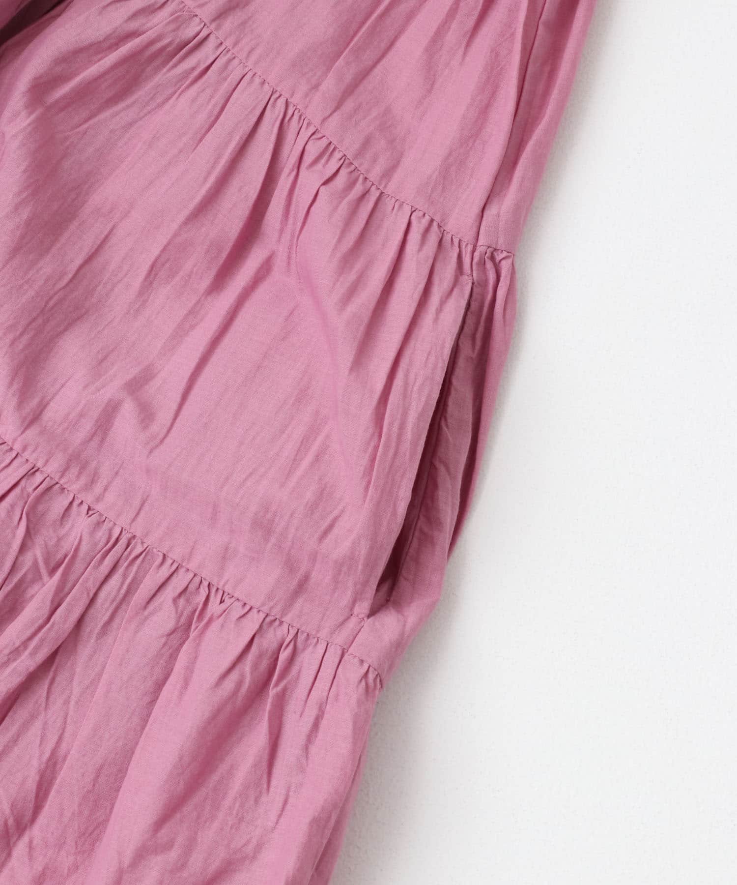 SMOKY PINK