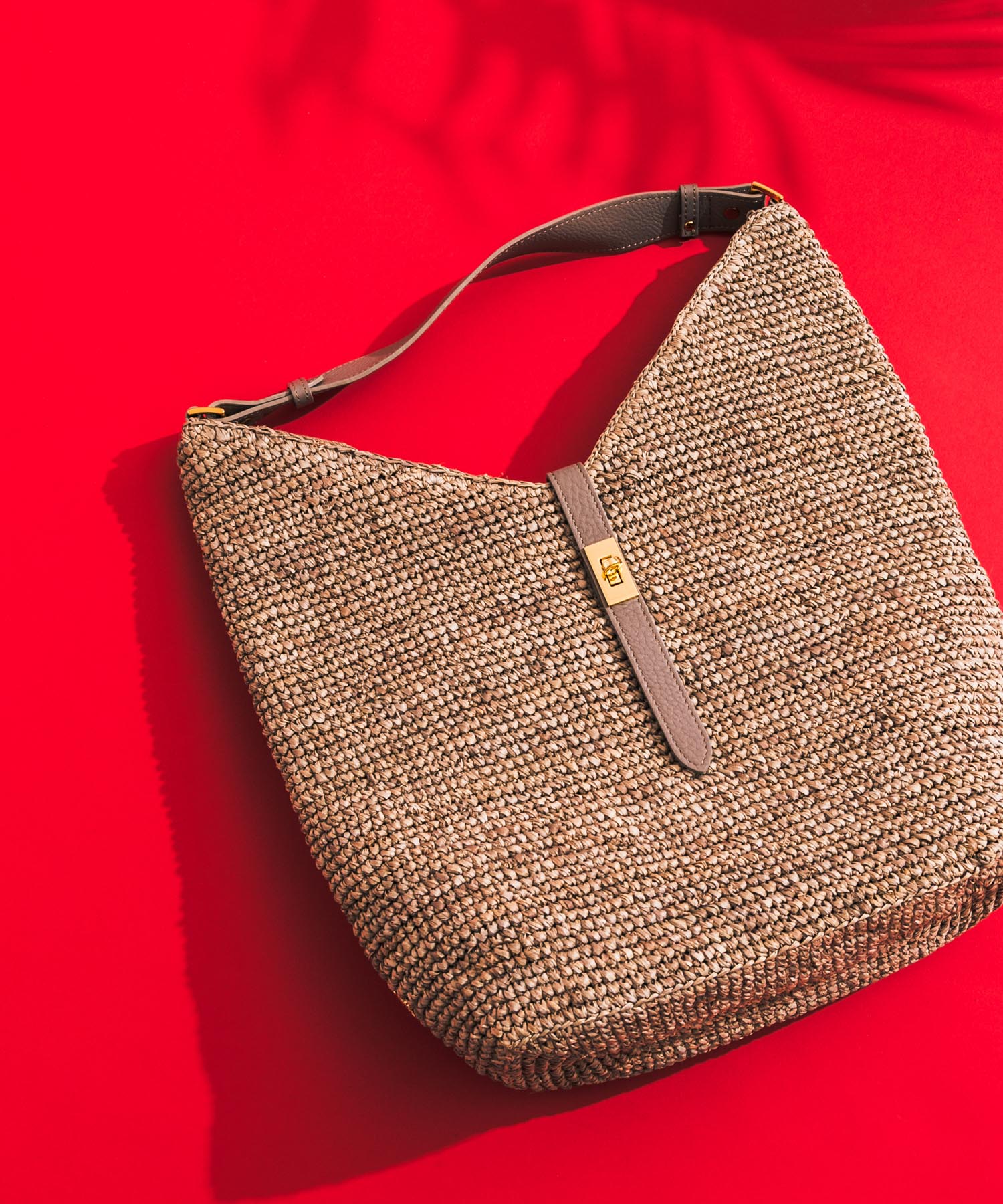 VIOLAd’ORO　ラフィアワンショルダーバッグ