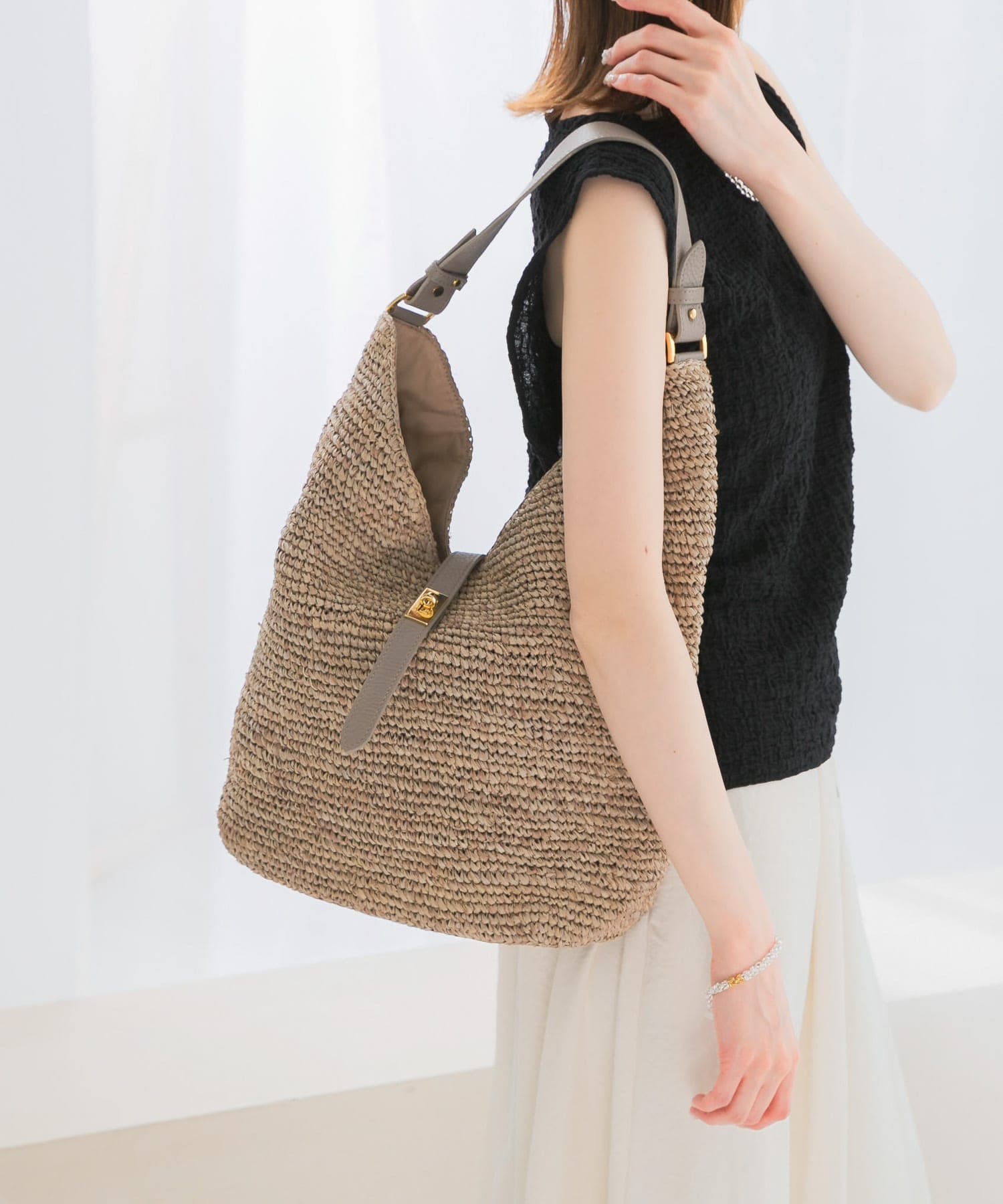 VIOLAd'ORO ラフィアワンショルダーバッグ(- WASH BROWN): バッグ VIOLAd'ORO ラフィアワンショルダーバッグ(- WASH BROWN): バッグ