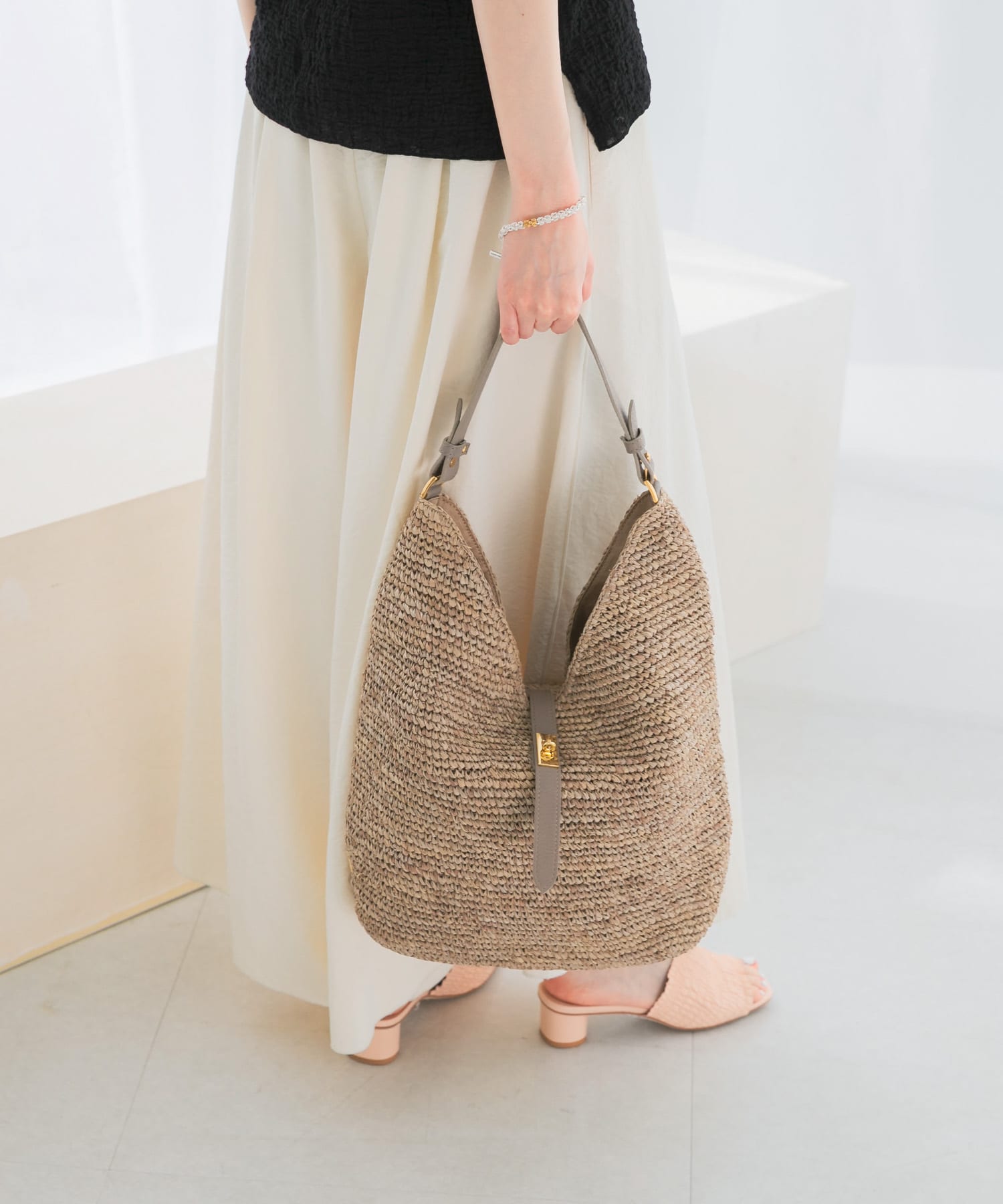 VIOLAd’ORO　ラフィアワンショルダーバッグ WASH BROWN -