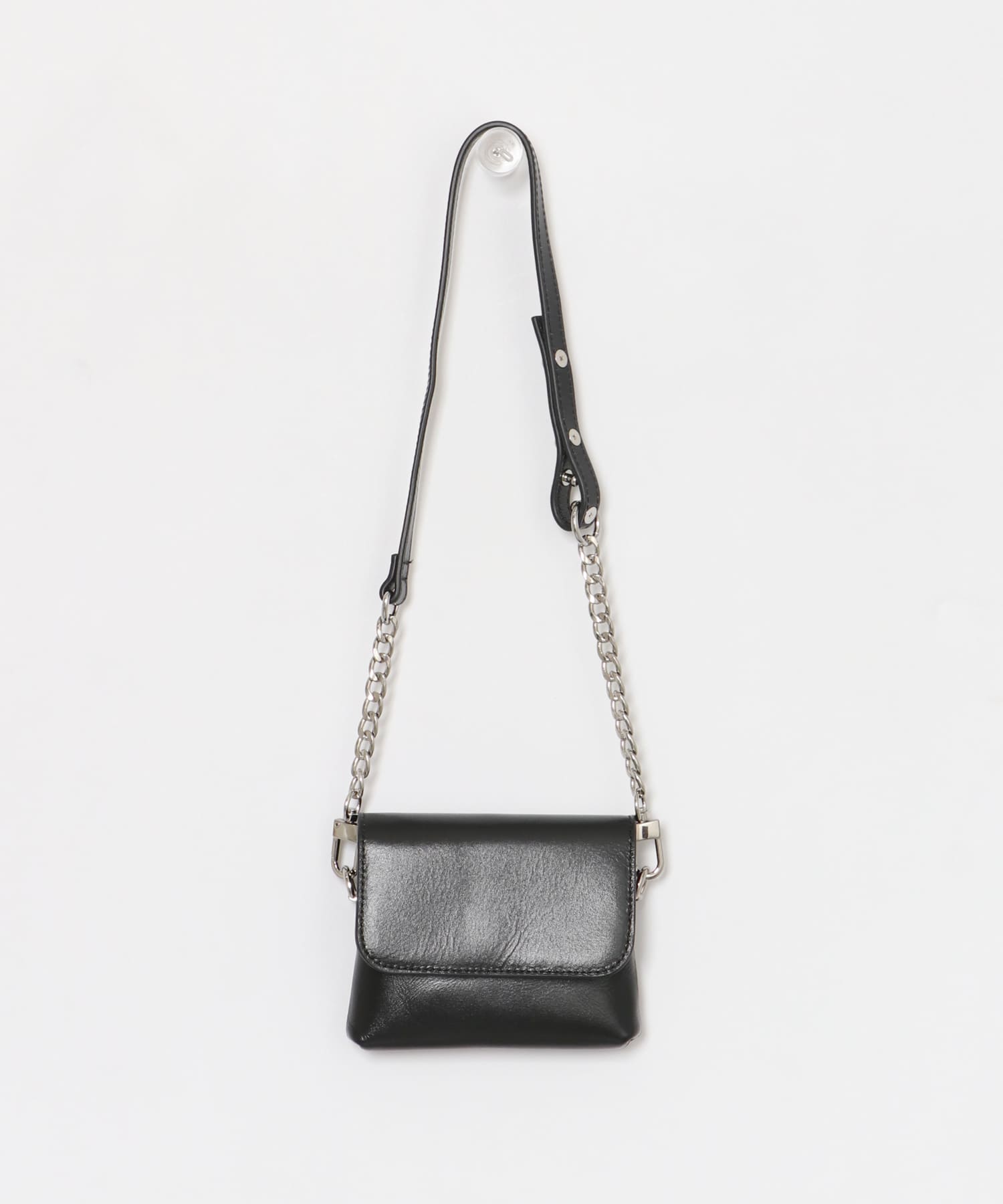 YENN　CHAIN BELT POUCH BLACK FREE