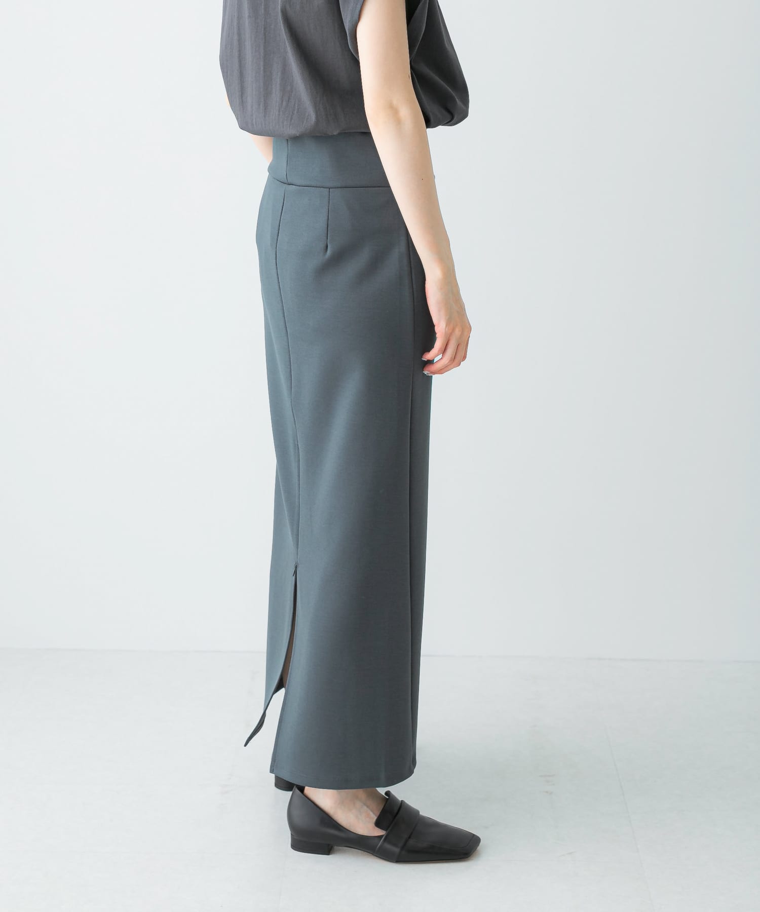 身長：165cm サイズ：38