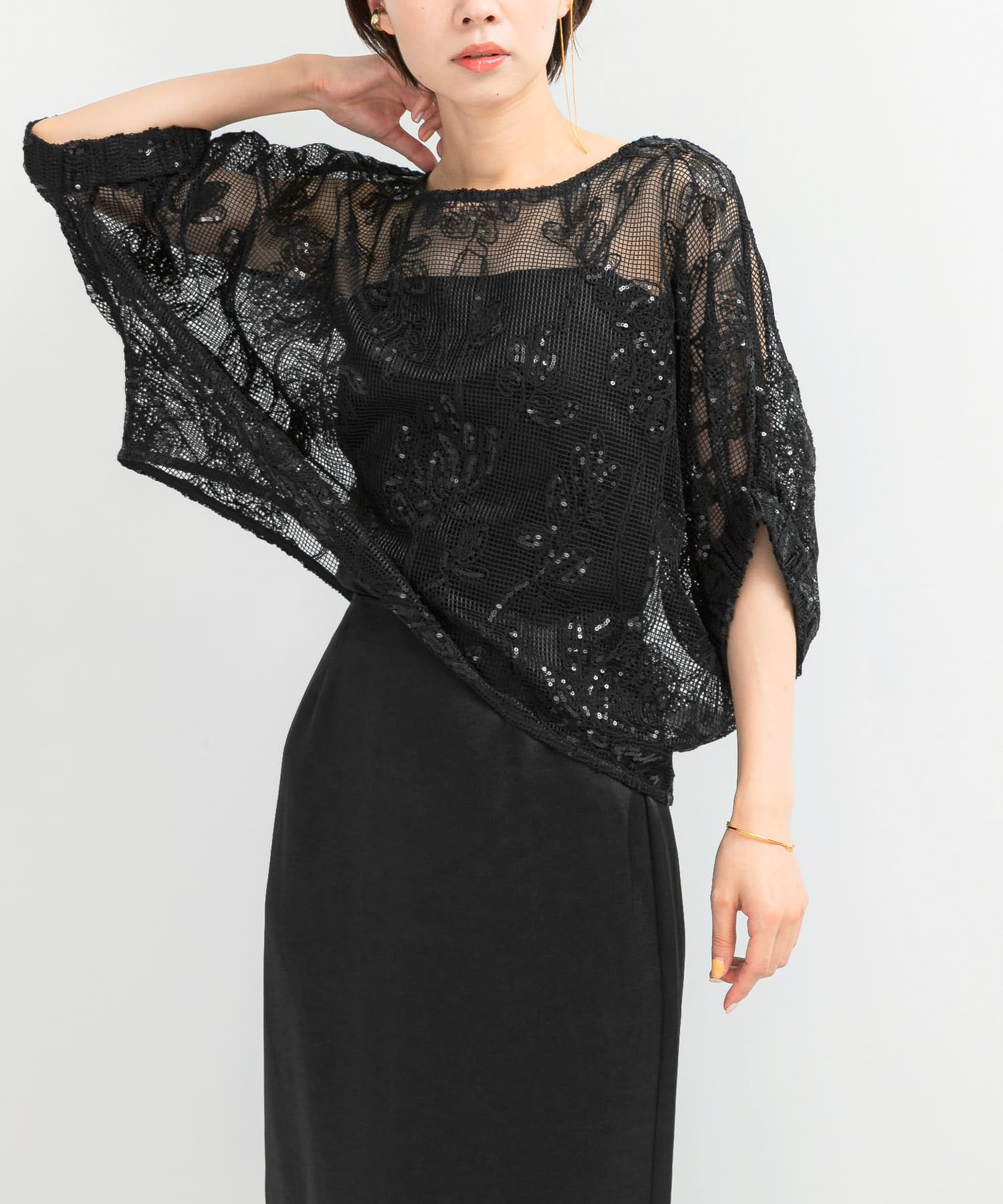 TORRAZZO DONNA　Botanical pattern spangle blouse